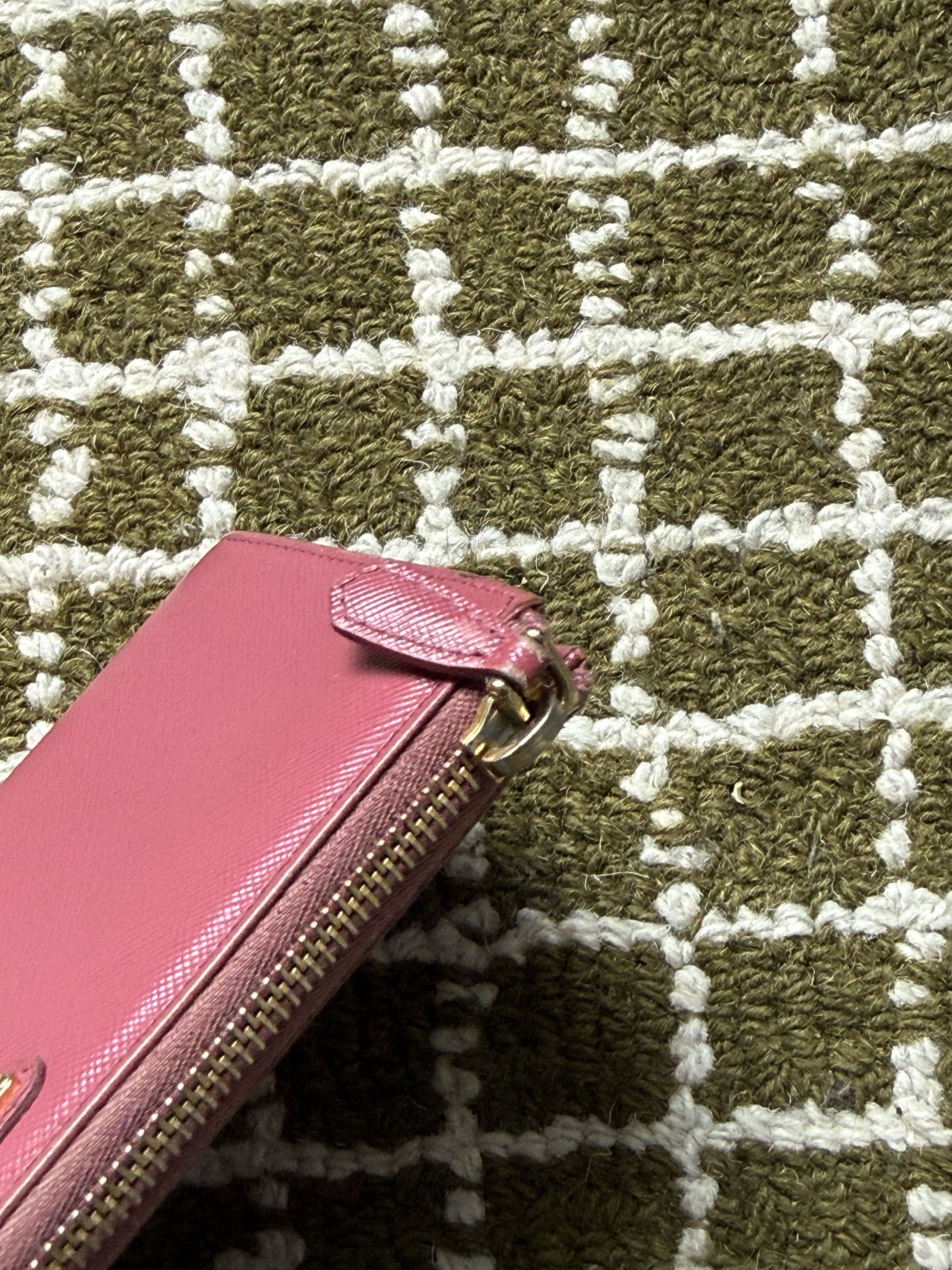 Prada Prada Saffiano Triangle Logo L-Zip Long Wallet Pink Size ONE SIZE - 5 Thumbnail