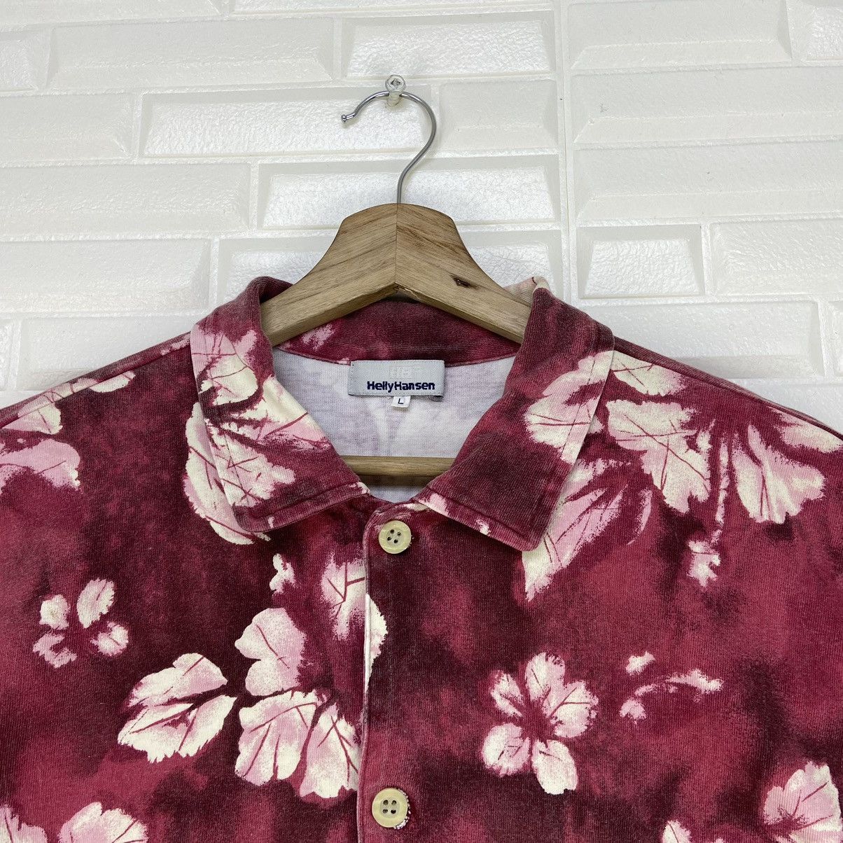 Art Comes First × Helly Hansen Helly Hansen Hawaiian Hibiscus Full Print Shirt Button Down Size US M / EU 48-50 / 2 - 9 Thumbnail