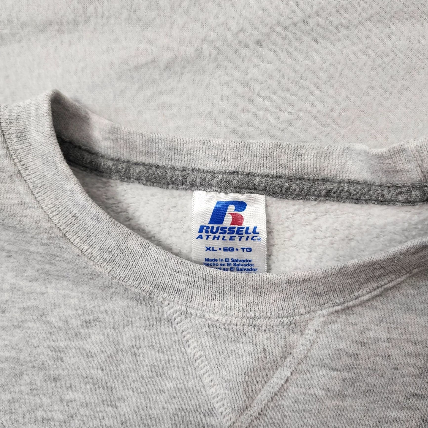 Russell Athletic VINTAGE Russell Athletic Sweater Mens XL Gray Crewneck Grunge Skater Y2k Sweatshirt Size US XL / EU 56 / 4 - 3 Thumbnail