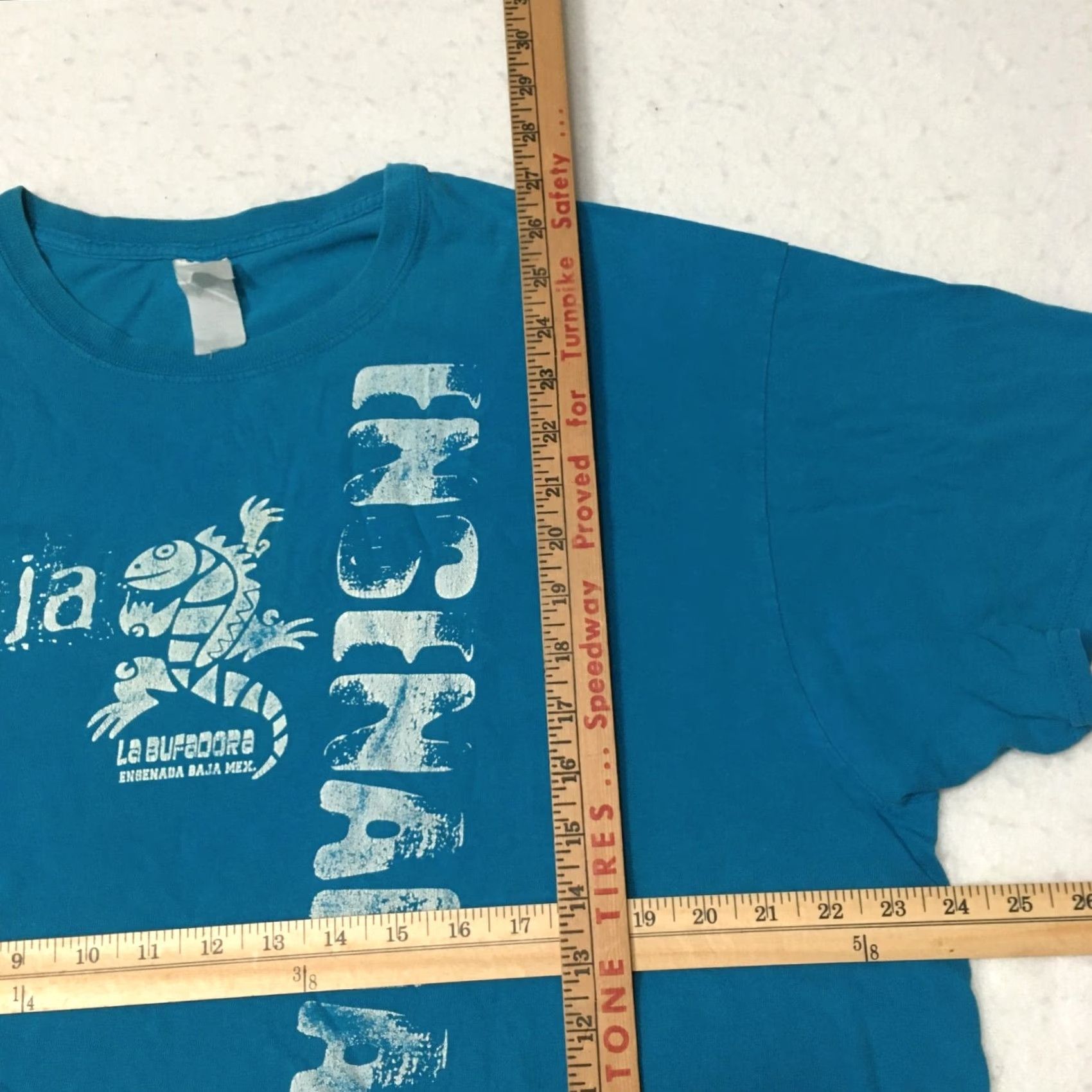 Vintage VINTAGE Nike Shirt Mens L Blue 90s Beer Animals Water Hole Ensenada Mexico Baja Graphic T Shirt Size US L / EU 52-54 / 3 - 4 Thumbnail