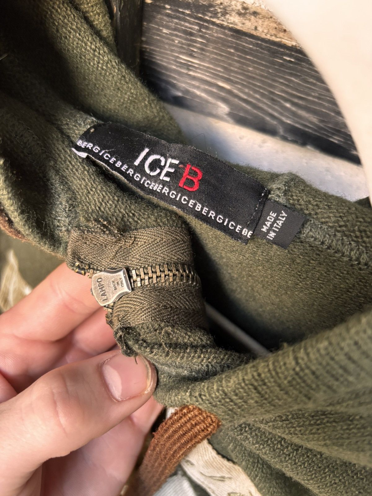 Iceberg Iceberg longs-leave multi-pocket x Vintage Size US M / EU 48-50 / 2 - 4 Thumbnail