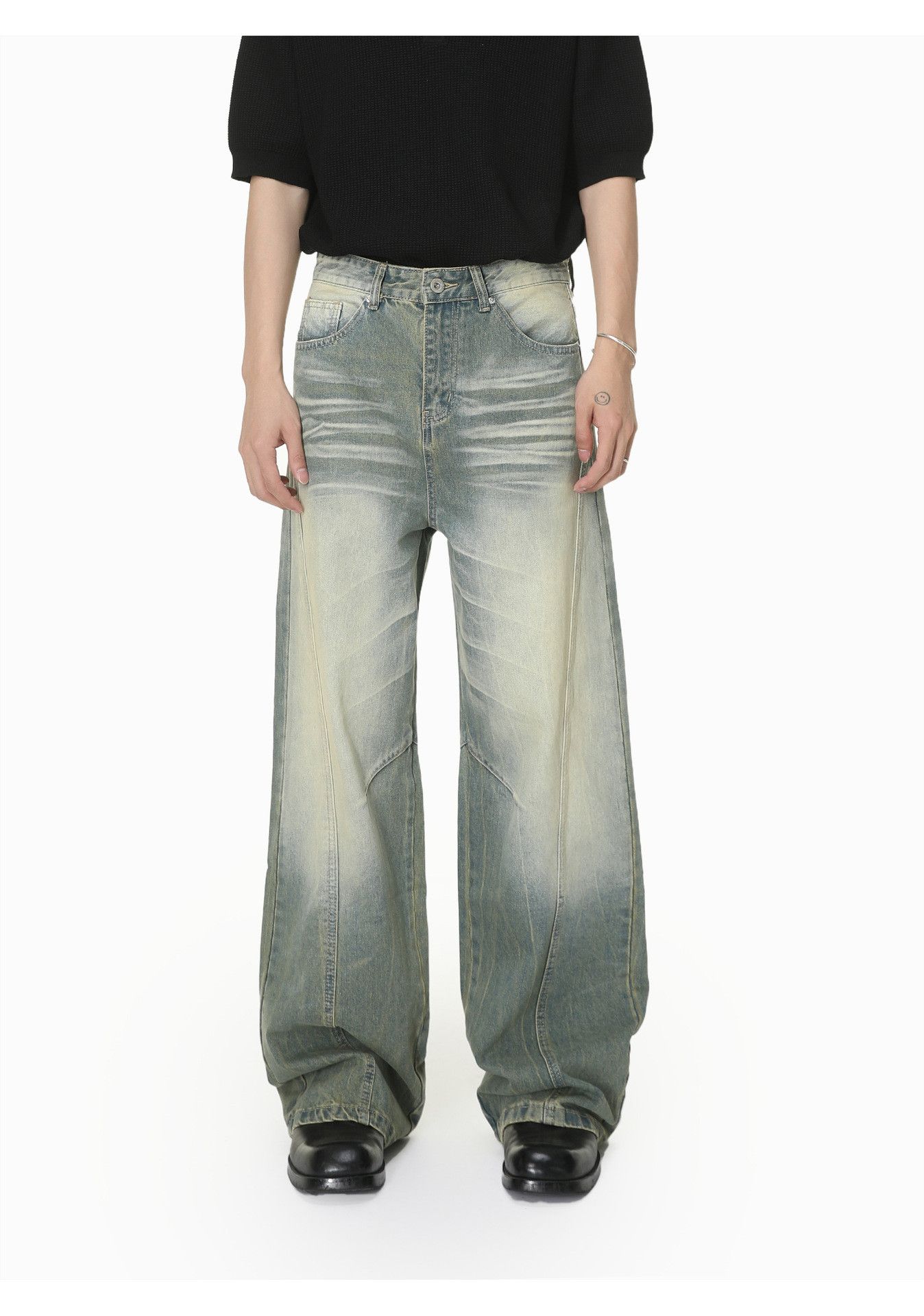 Vintage Men's Heavy-Duty Distressed Straight-Leg Jeans Size US 32 / EU 48 - 1 Thumbnail