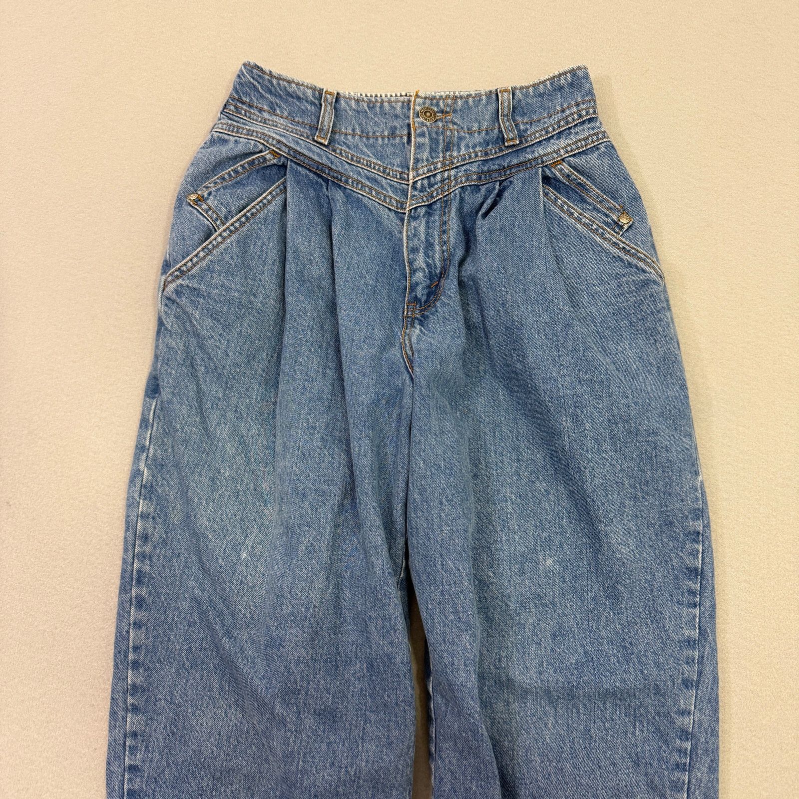 Levi's Vintage Levis Jeans Women's Size 8 (Fits 26x29) Blue Mom 90s Size 30" / US 8 / IT 44 - 2 Thumbnail