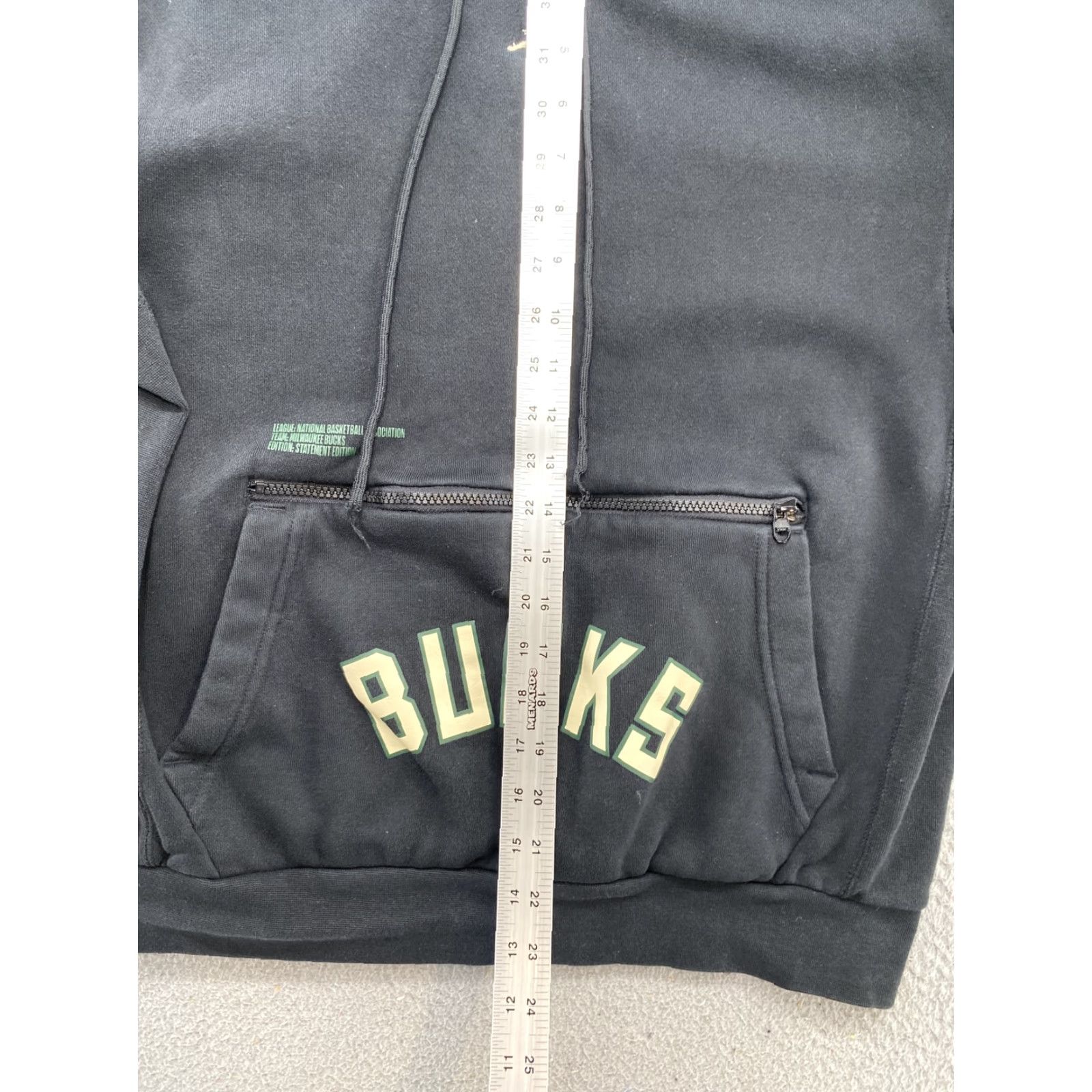 Jordan Brand Jordan Hoodie Men Size Small Black DR7004 010 Milwaukee Bucks Courtside Statement Size US S / EU 44-46 / 1 - 6 Thumbnail
