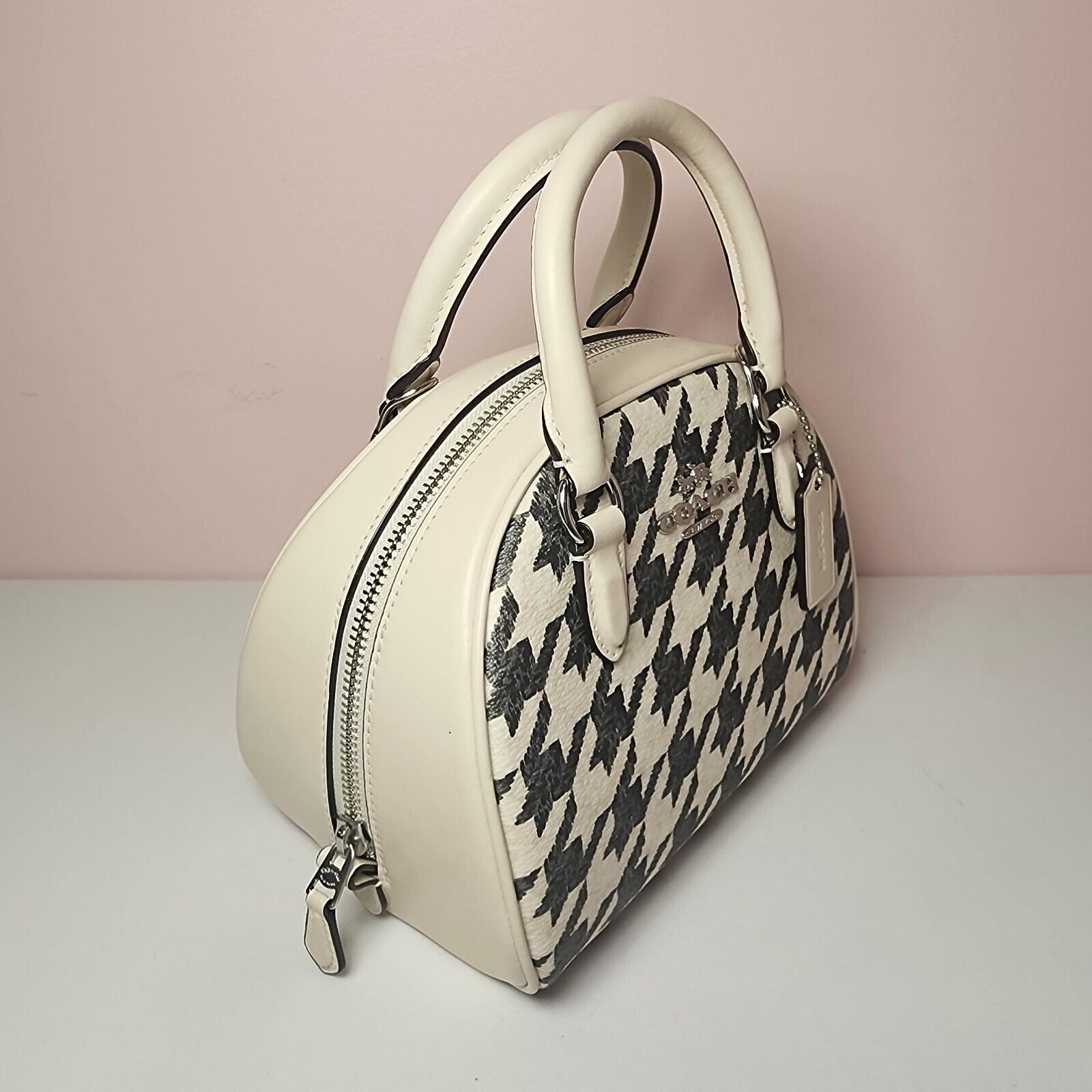 Coach NWT COACH CJ626 SYDNEY SATCHEL HOUNDSTOOTH CROSSBODY Cream Size ONE SIZE - 4 Thumbnail
