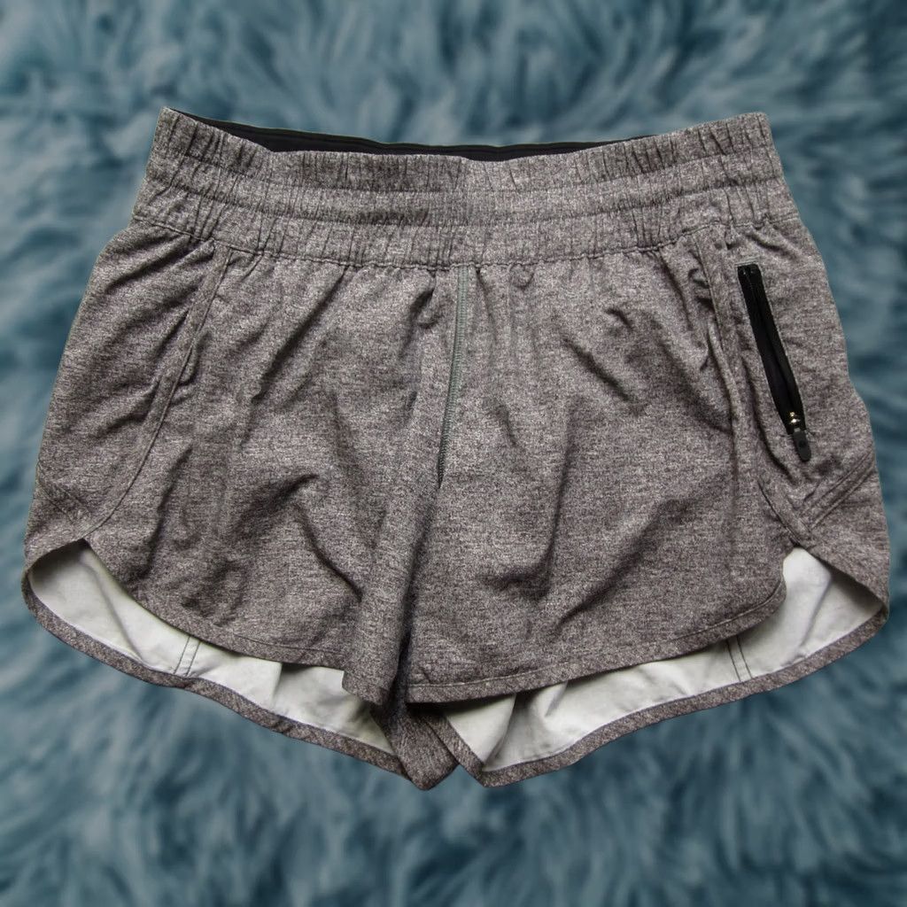 Lululemon Lululemon Tracker Short V 4" Womens 10 Gray Lined Running Yoga Athletic Size 32" / US 10 / IT 46 - 1 Thumbnail