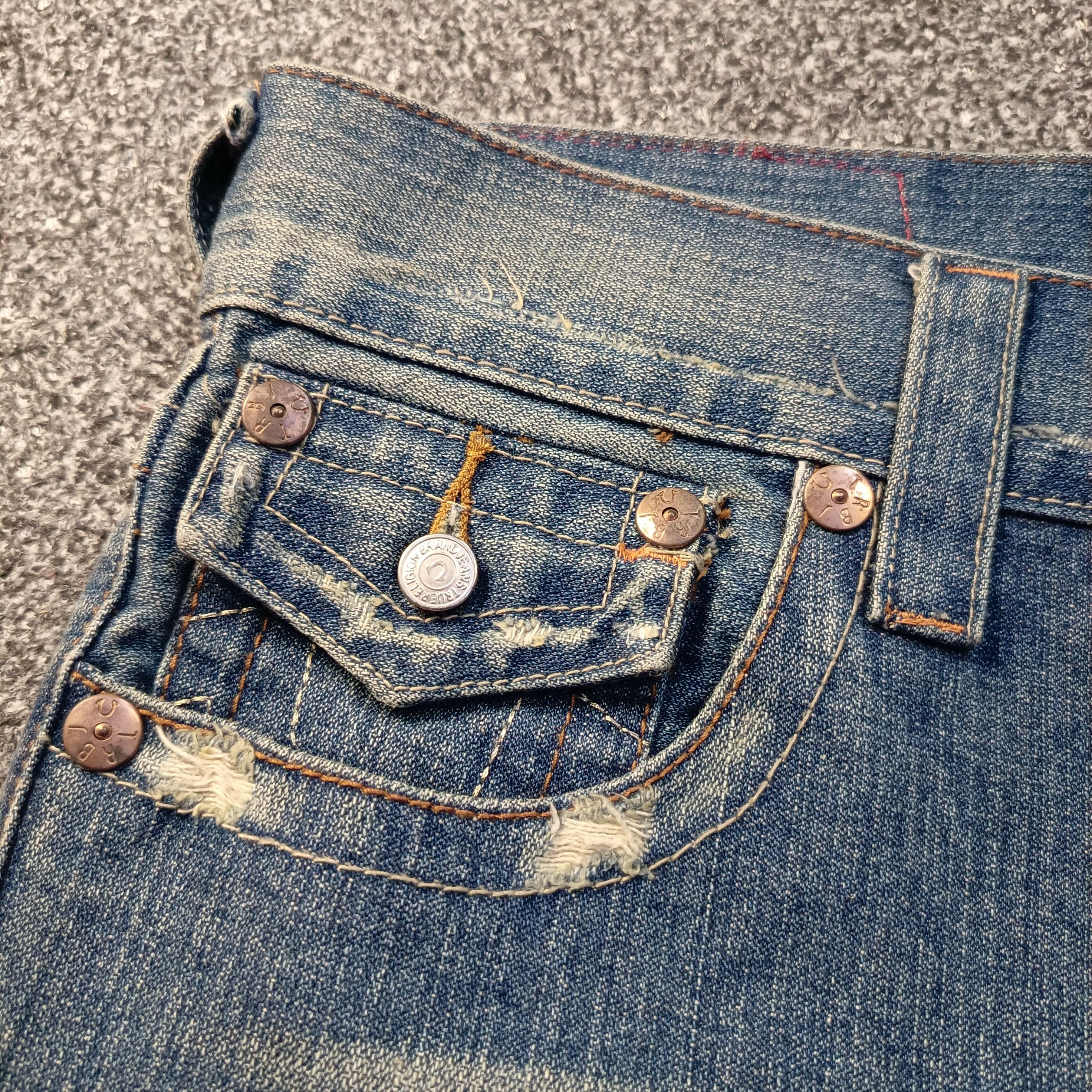 True Religion 🔥🔥 Y2k Baggy Distressed True Religion Dirty Denim Size US 34 / EU 50 - 8 Thumbnail