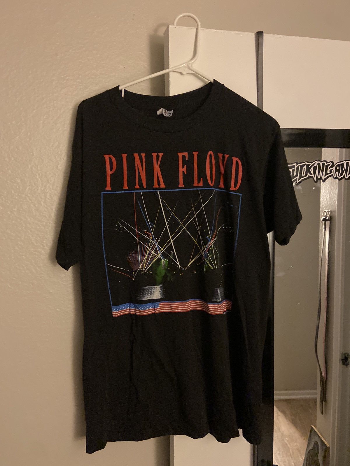 Vintage 80s Pink Floyd T Size US L / EU 52-54 / 3 - 1 Thumbnail