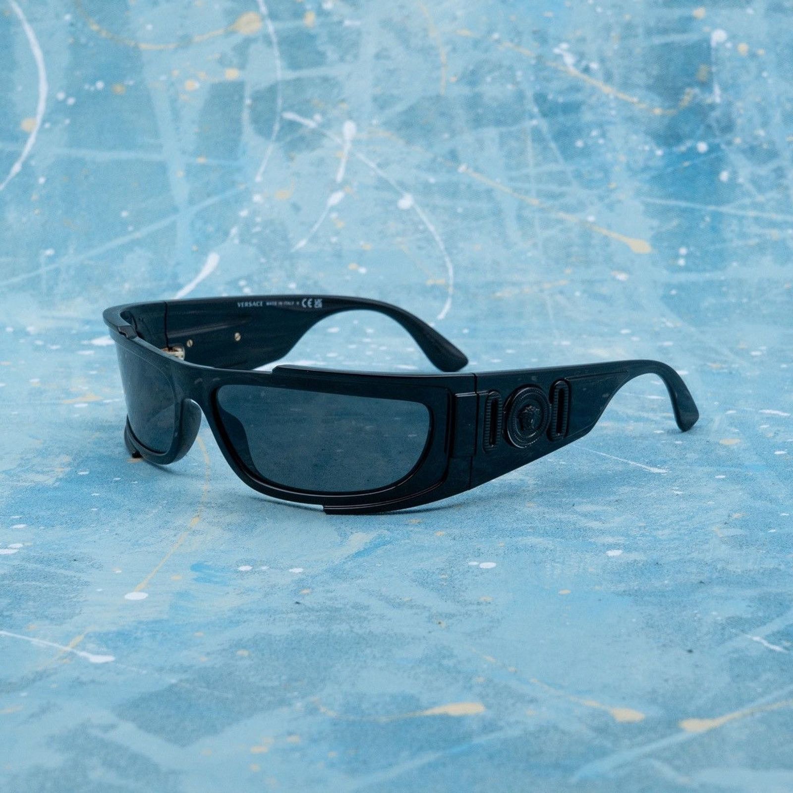 Versace Versace black medusa logo oversized shield sunglasses Size ONE SIZE - 1 Thumbnail