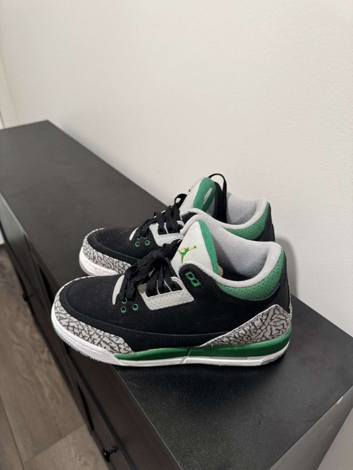 Jordan Brand × Nike Jordan 3 Retro Pine Green (Gs) Size US 7 / EU 40 - 4 Thumbnail