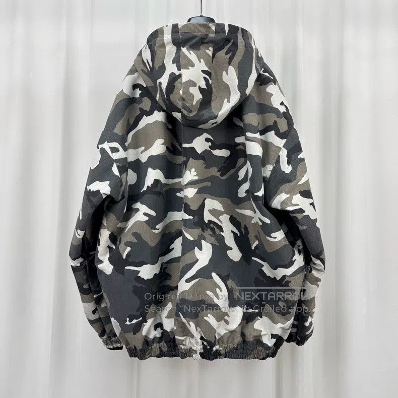Balenciaga Balenciaga Printed Letter Snow Camo Jacket Size US S / EU 44-46 / 1 - 2 Thumbnail