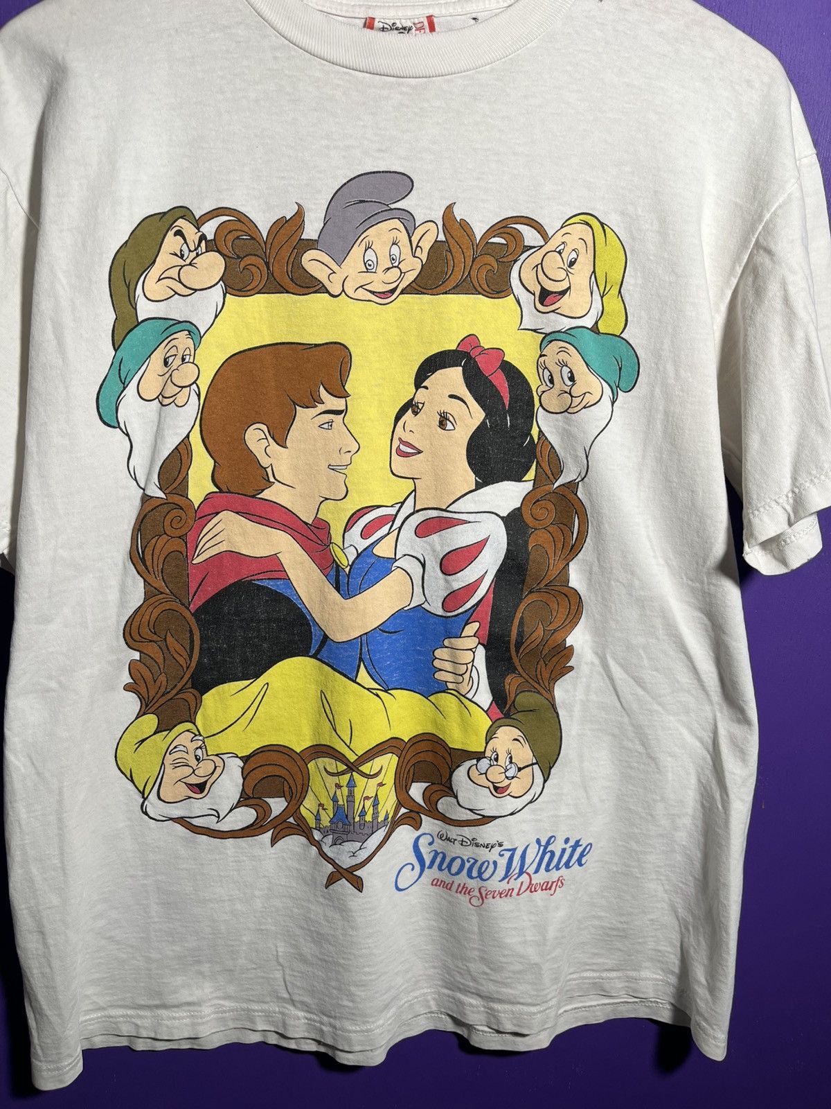 Disney × Vintage Vintage 90s Disney Snow White and the seven dwarves t-shirt Size US L / EU 52-54 / 3 - 3 Thumbnail