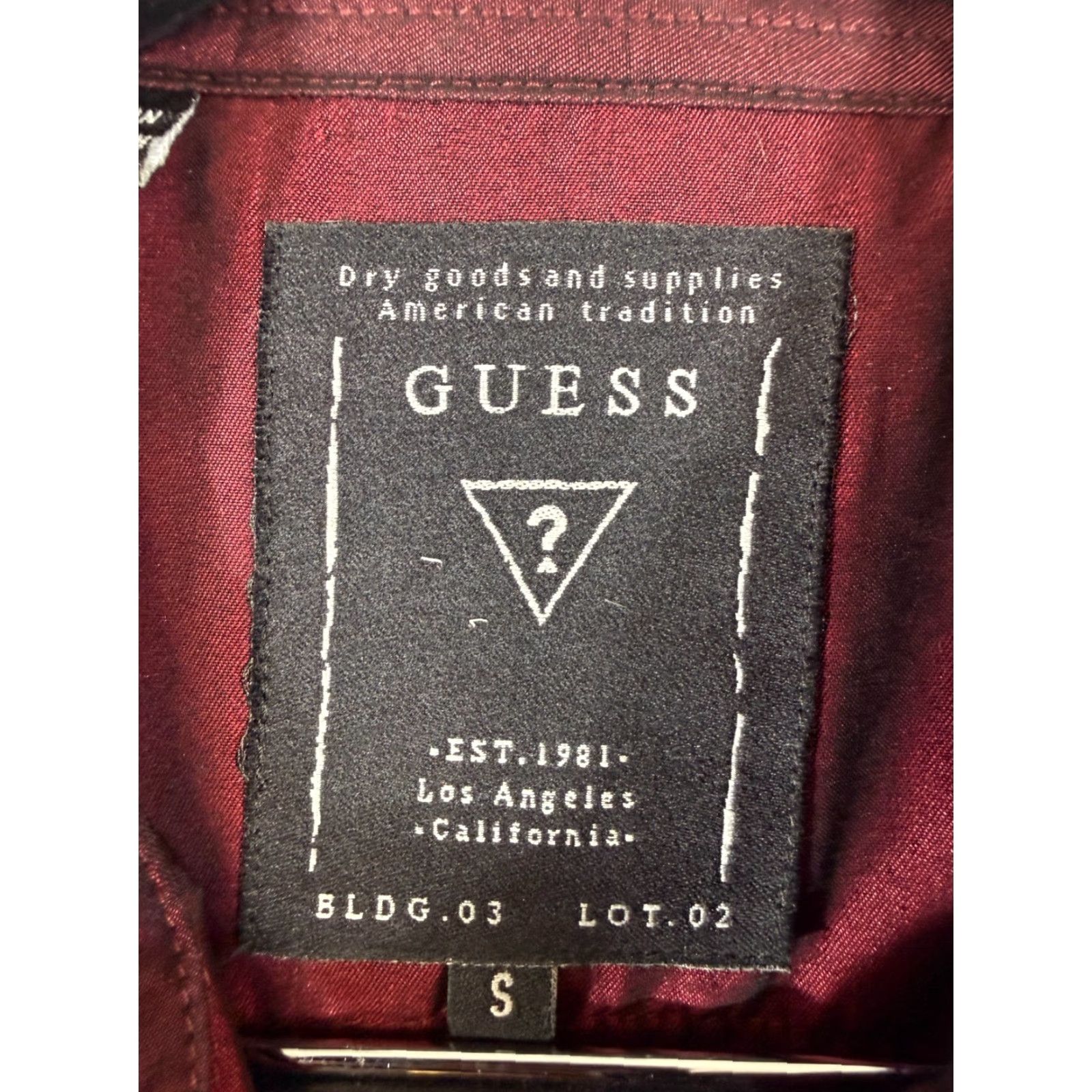 Guess GUESS Iridescent Shirt Mens S Maroon Red Long Sleeve Shoulder Epaulets Button Up Pockets 90s Size US S / EU 44-46 / 1 - 6 Thumbnail