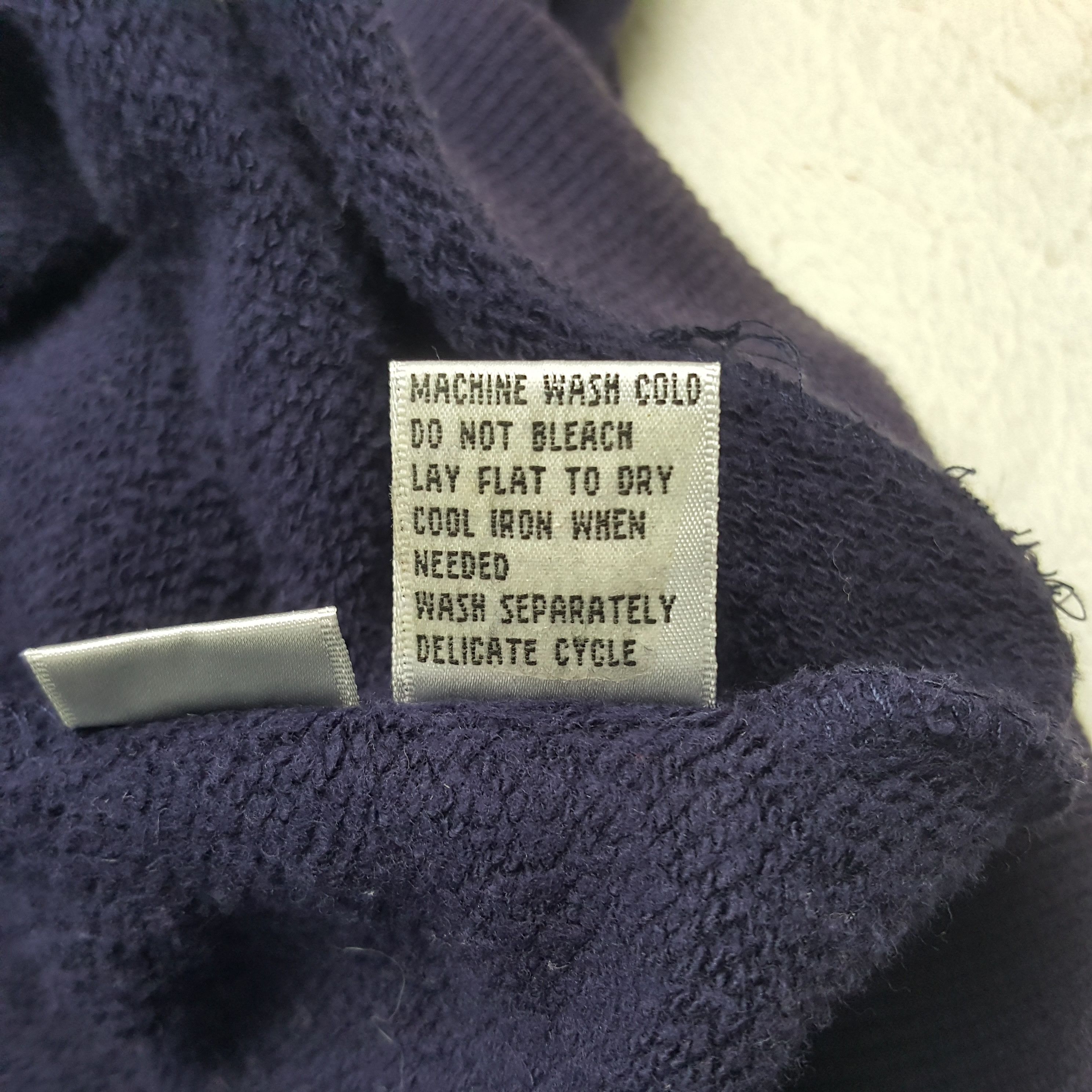 Vintage Vintage Yves Saint Laurent Pour Homme Designer Sweatshirt Size US L / EU 52-54 / 3 - 8 Thumbnail
