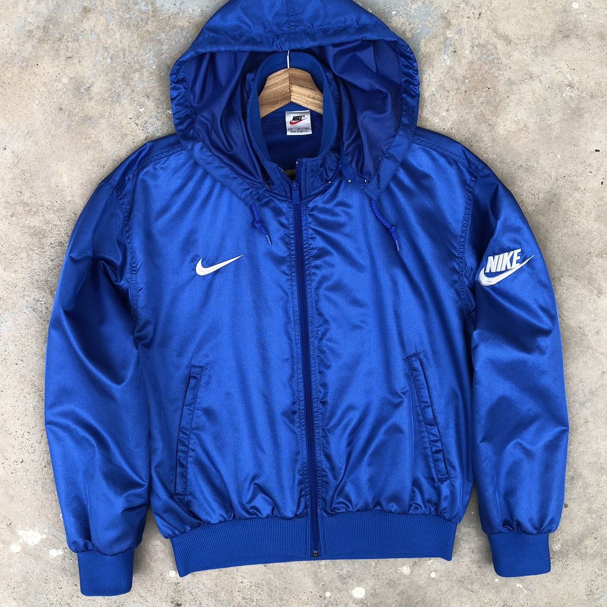 Nike Vintage 90s Nike Men’s Embroidery Logo Light Bomber Jacket Size US M / EU 48-50 / 2 - 2 Thumbnail