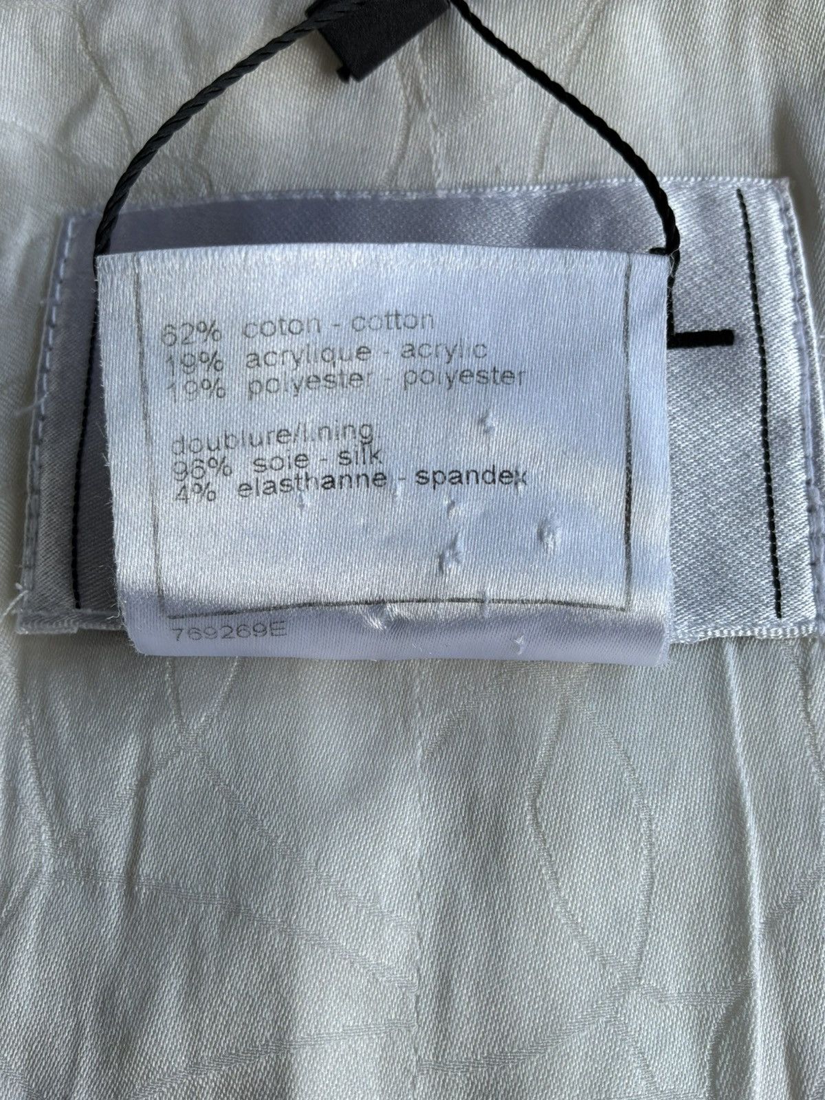 Chanel 2007 Chanel - White & Gold Tweed Blazer Size XL / US 12-14 / IT 48-50 - 11 Thumbnail
