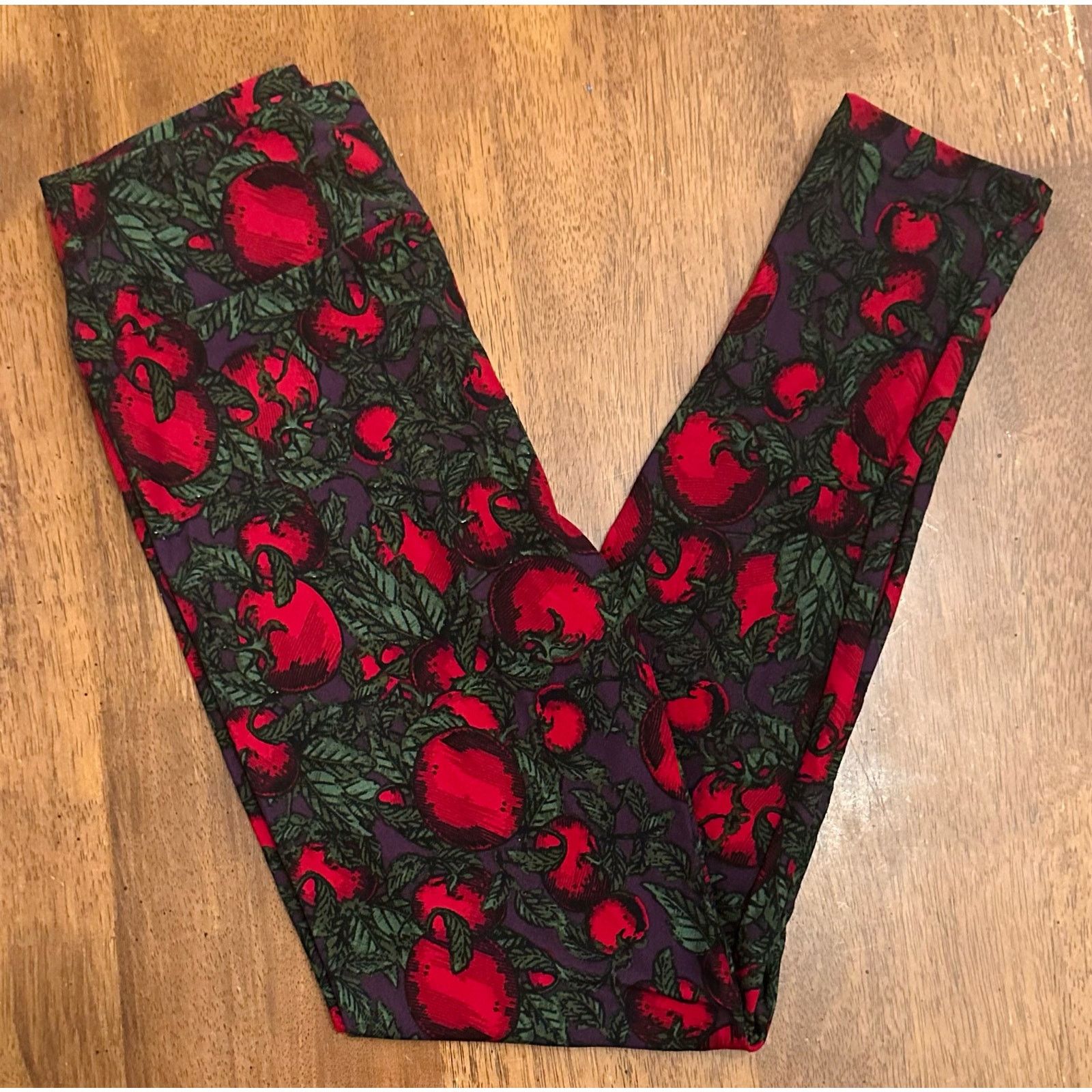 Other NWOT Lularoe One Size Tomato Vine Pattern Leggings Size 30" / US 8 / IT 44 - 2 Thumbnail