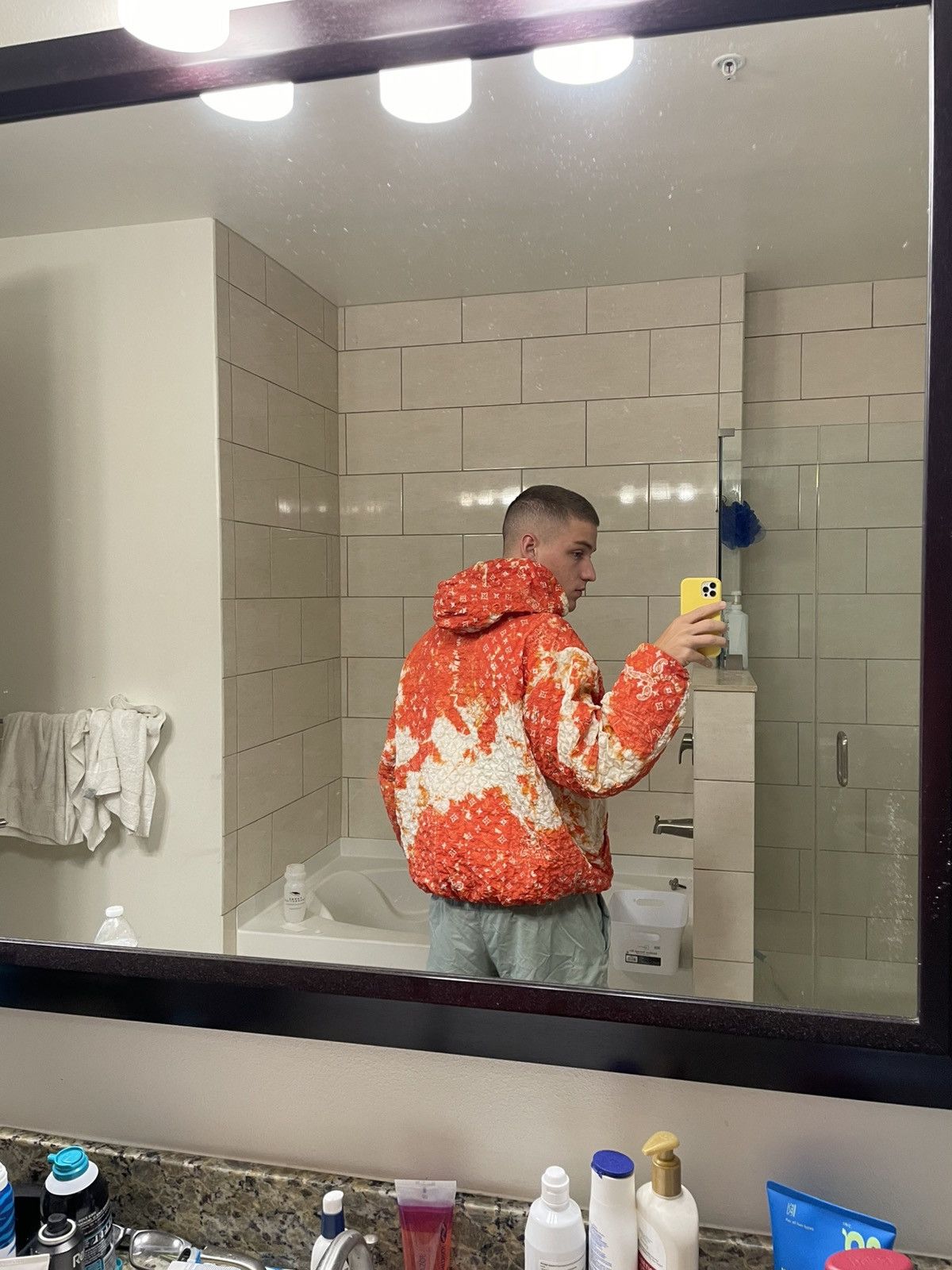 Louis Vuitton Louis Vuitton Orange Bleached Bandana Monogram Jacket Size US M / EU 48-50 / 2 - 15 Thumbnail