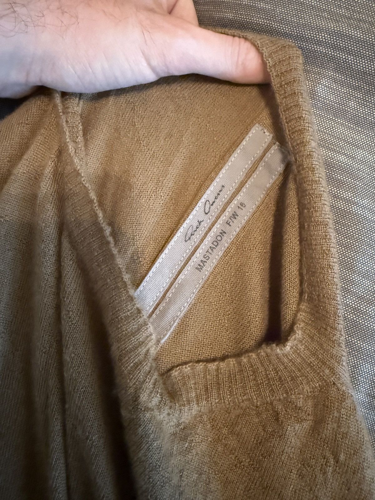 Rick Owens Rick Owen’s FW19 Mastodon Cashmere Sweater Size US M / EU 48-50 / 2 - 2 Thumbnail