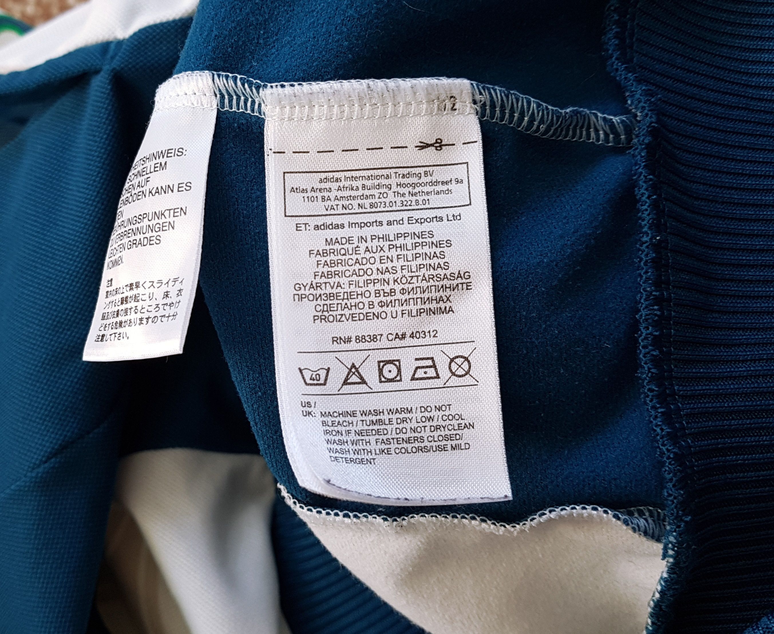 Adidas Adidas Originals Italy RARE Football Soccer Track Top Jacket Size US S / EU 44-46 / 1 - 11 Thumbnail