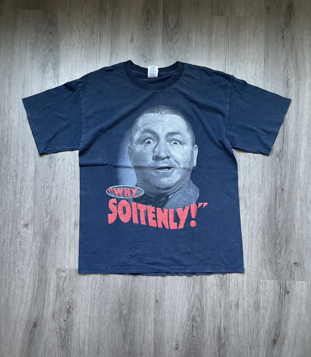 Gildan Vintage Three Stooges - Curly “Why Soitenly” T-Shirt (Sz. L) Size US L / EU 52-54 / 3 - 1 Thumbnail