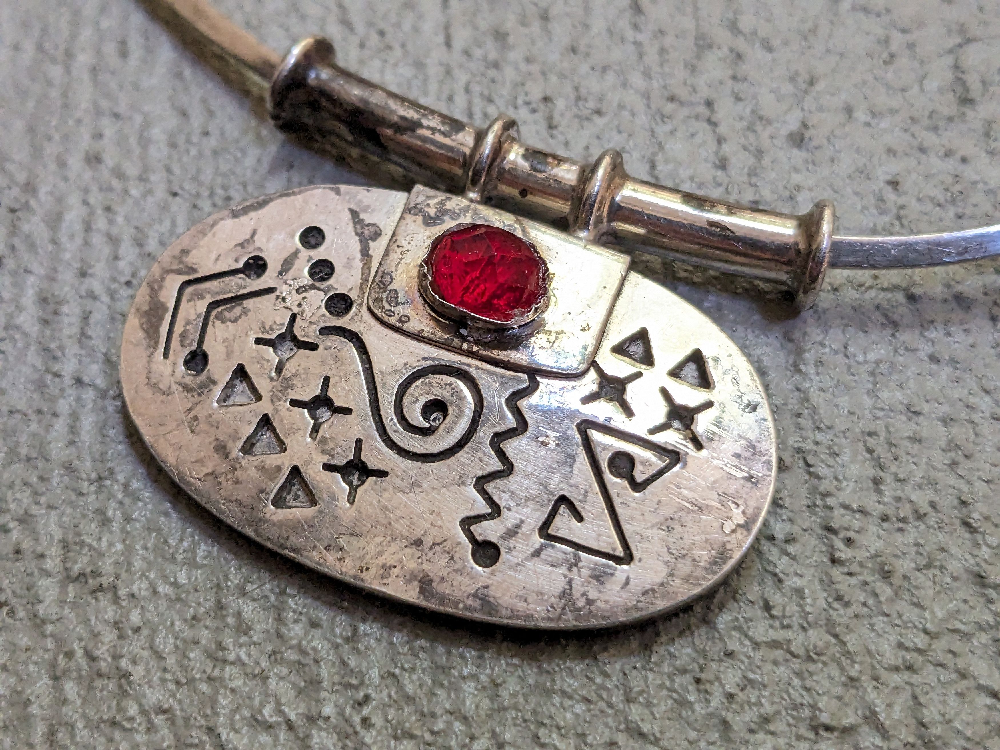 Jewelry Vintage Sterling Silver Necklace Collar Oval 14" Taxco Red Size ONE SIZE - 5 Thumbnail