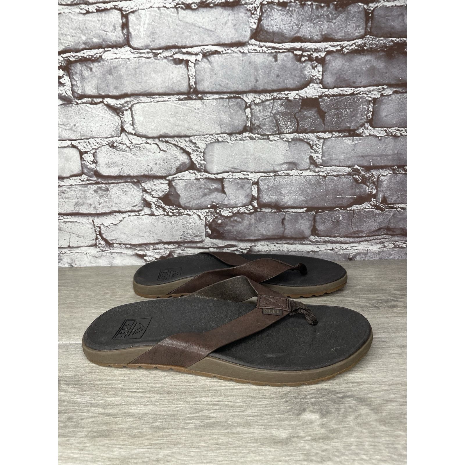 REEF Reef Brown Leather Casual Beach Flip Flops Thong Sandals Men Size US 9 / EU 42 - 6 Thumbnail