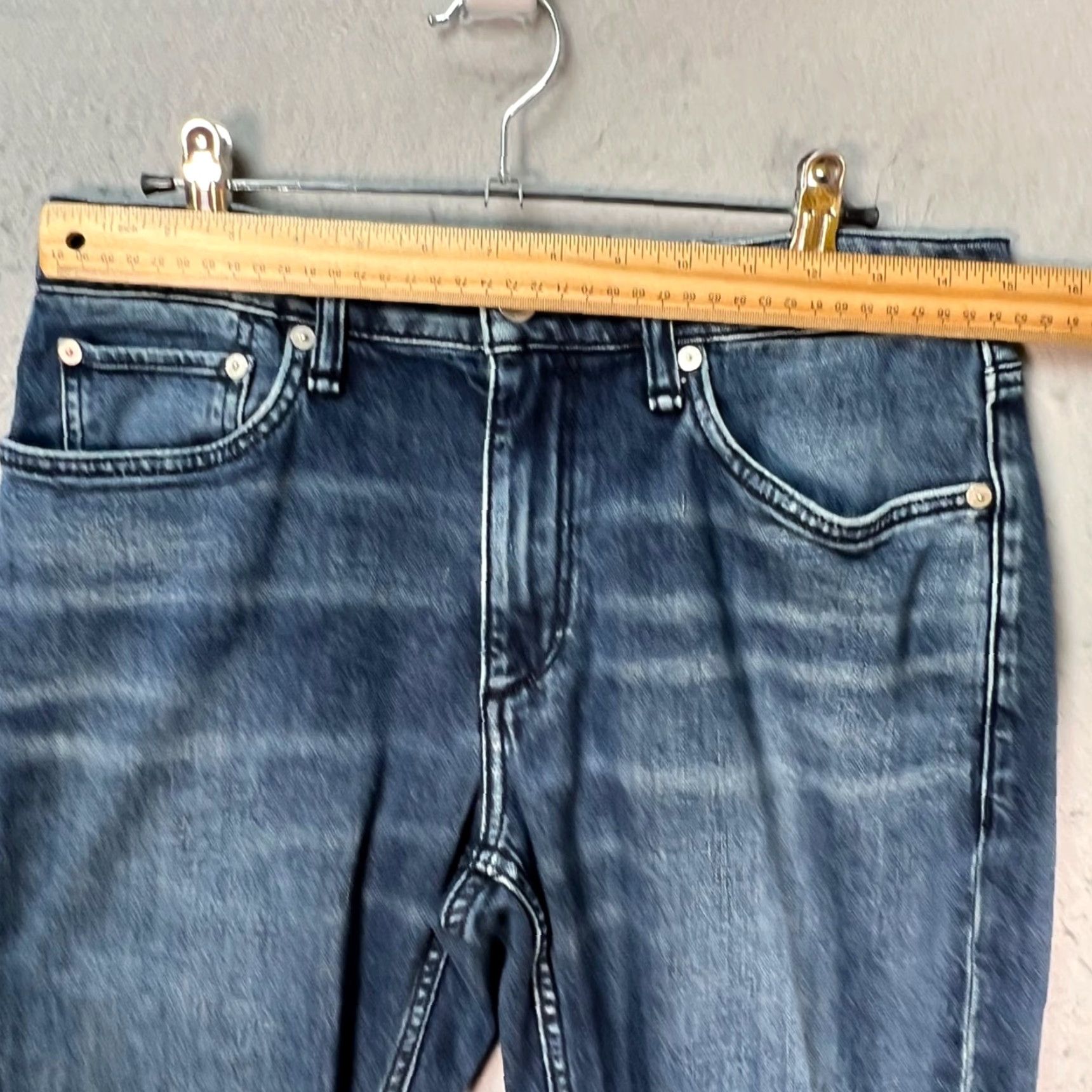 Rag & Bone Rag & Bone Jeans Slim Fit 30 x 30 Denim Blue 5-Pocket Mens Adults Regular Size 30 Inseam 30 Button Closure Blue Denim Straight Style Vintage No? Size US 30 / EU 46 - 5 Thumbnail