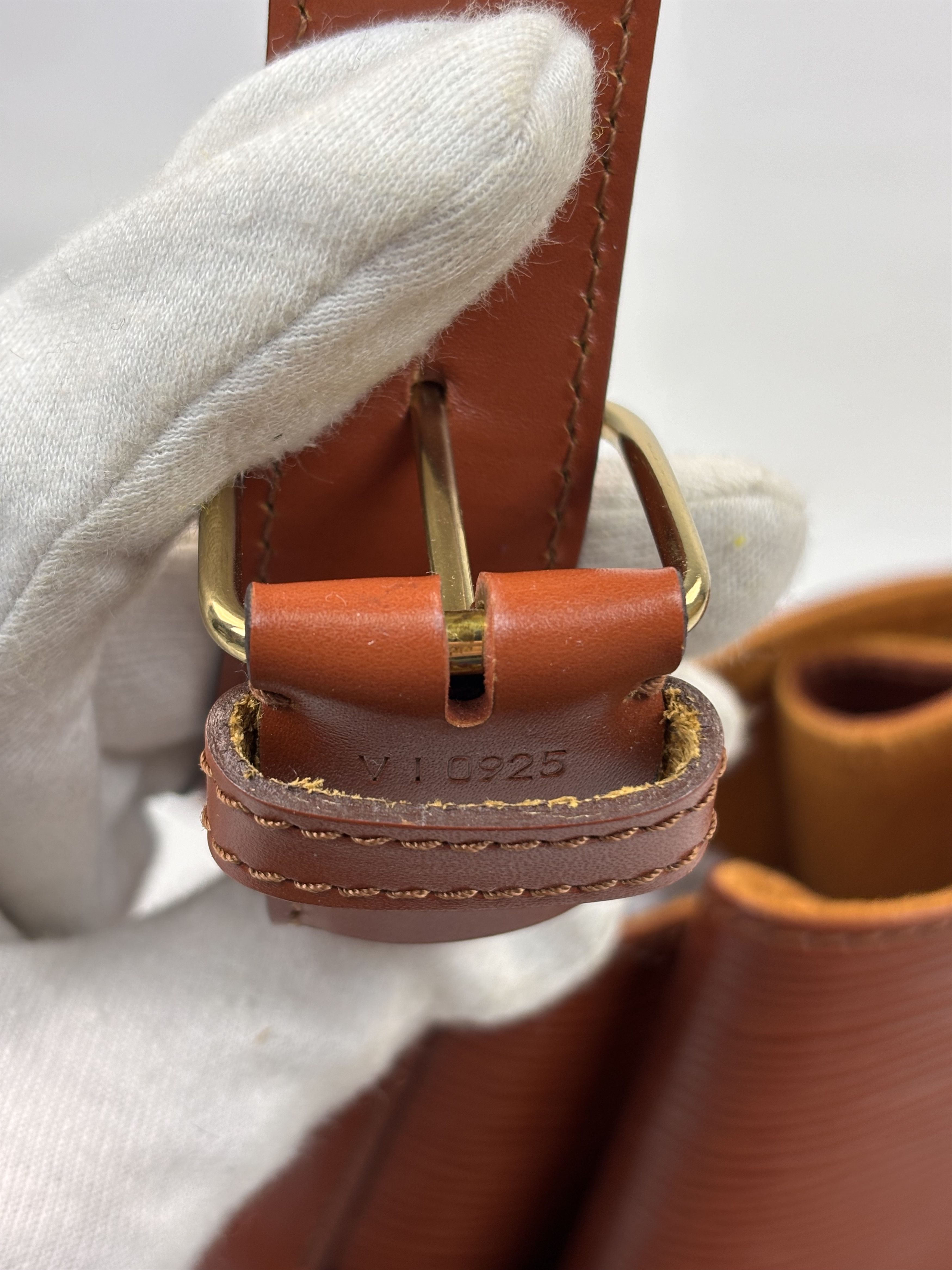 Louis Vuitton Louis Vuitton Vintage Sac De Paul Caramel Brown Shoulder Bag Size ONE SIZE - 16 Thumbnail
