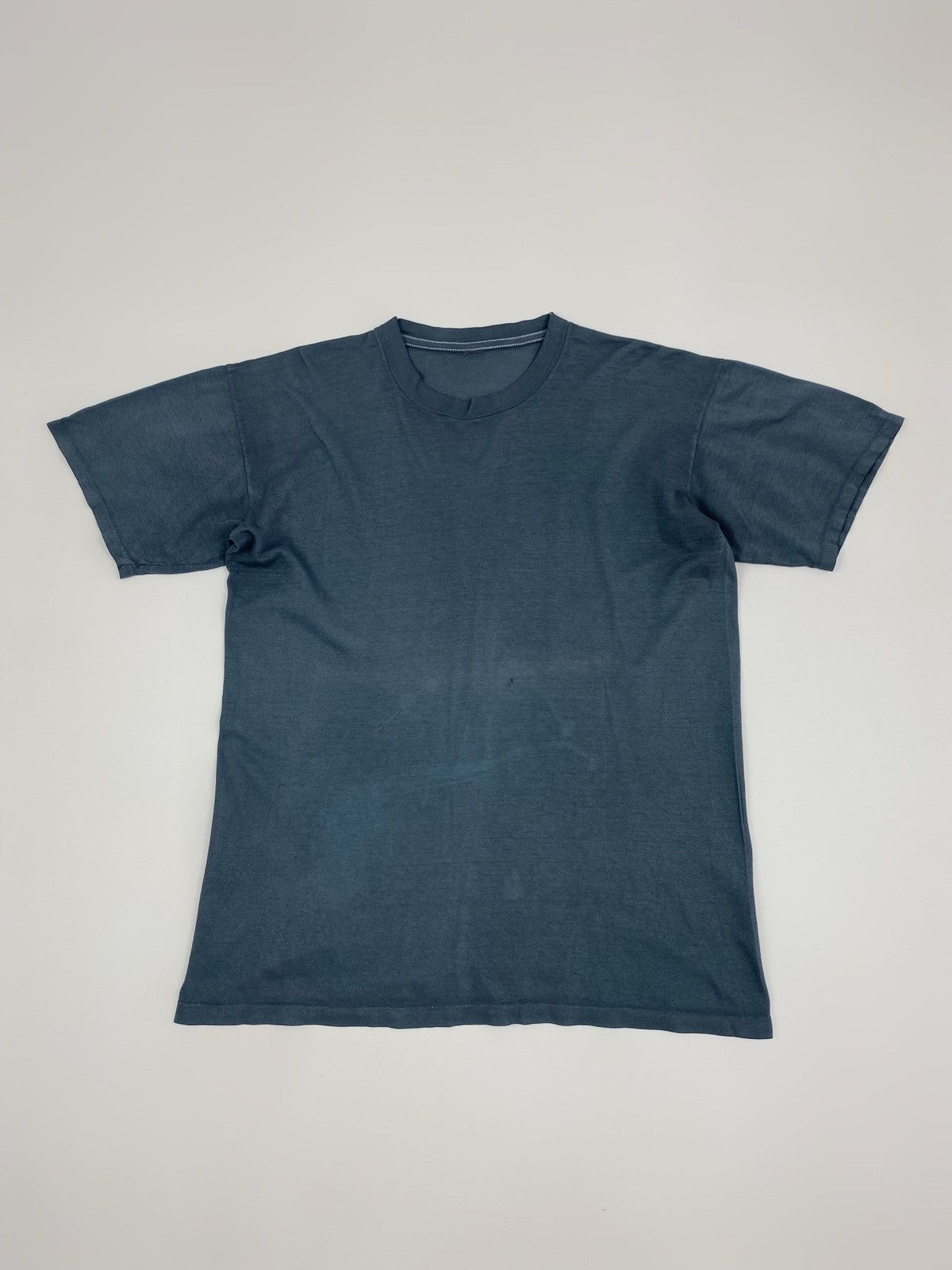 Vintage 1990’s Vintage Blank Garment Dyed Single Stitched Tee Size US M / EU 48-50 / 2 - 1 Thumbnail