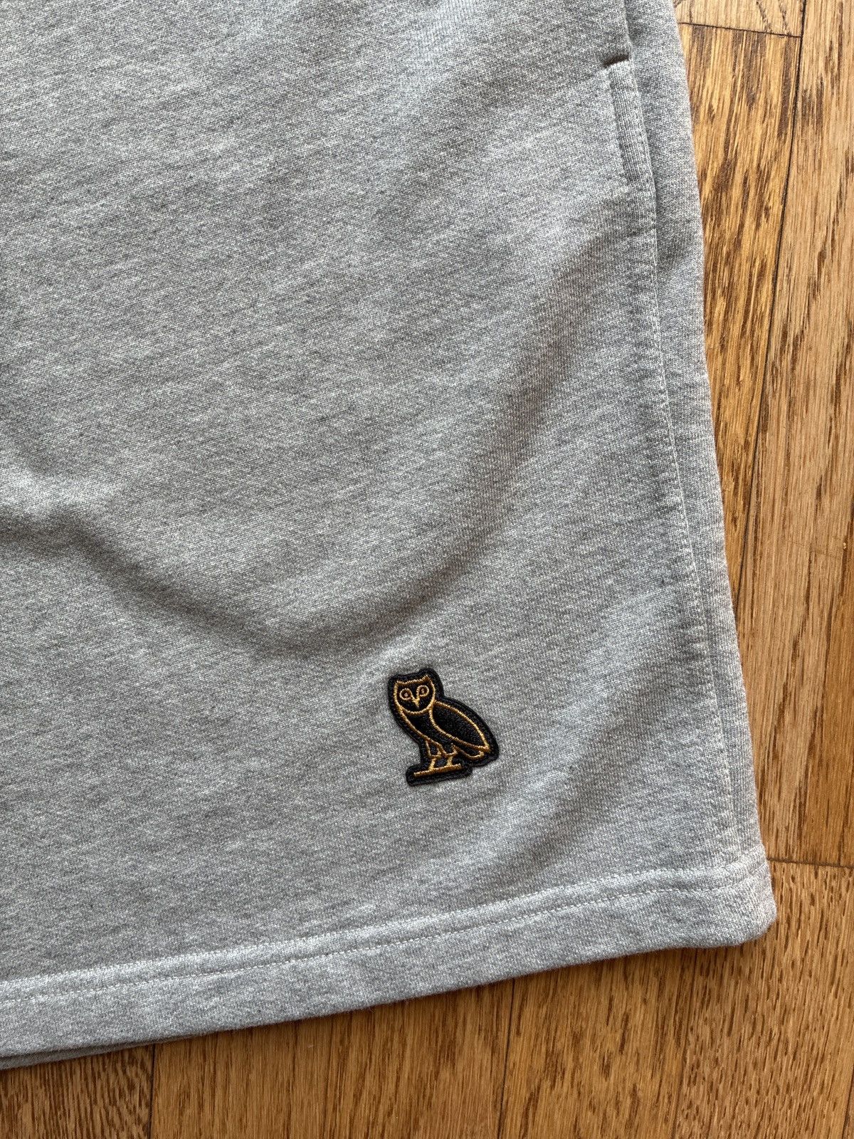 October's Very Own OVO Drake Essentials Sweatshorts Sz XXL Heather Grey Mens Size US 38 / EU 54 - 7 Thumbnail