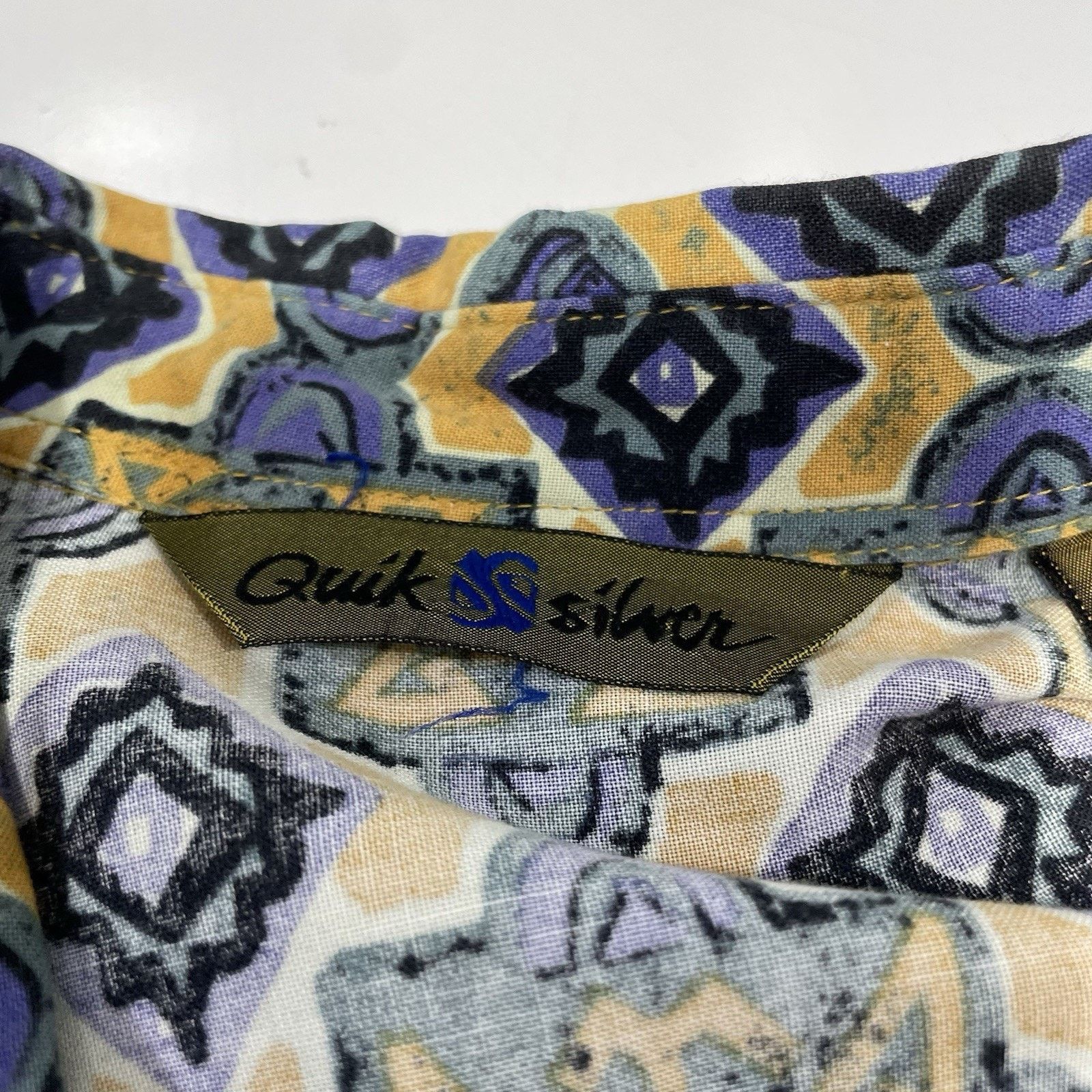 Quiksilver Vintage Y2K Quiksilver Geometric Hawaiian Shirt Men's Size S Size US S / EU 44-46 / 1 - 5 Thumbnail