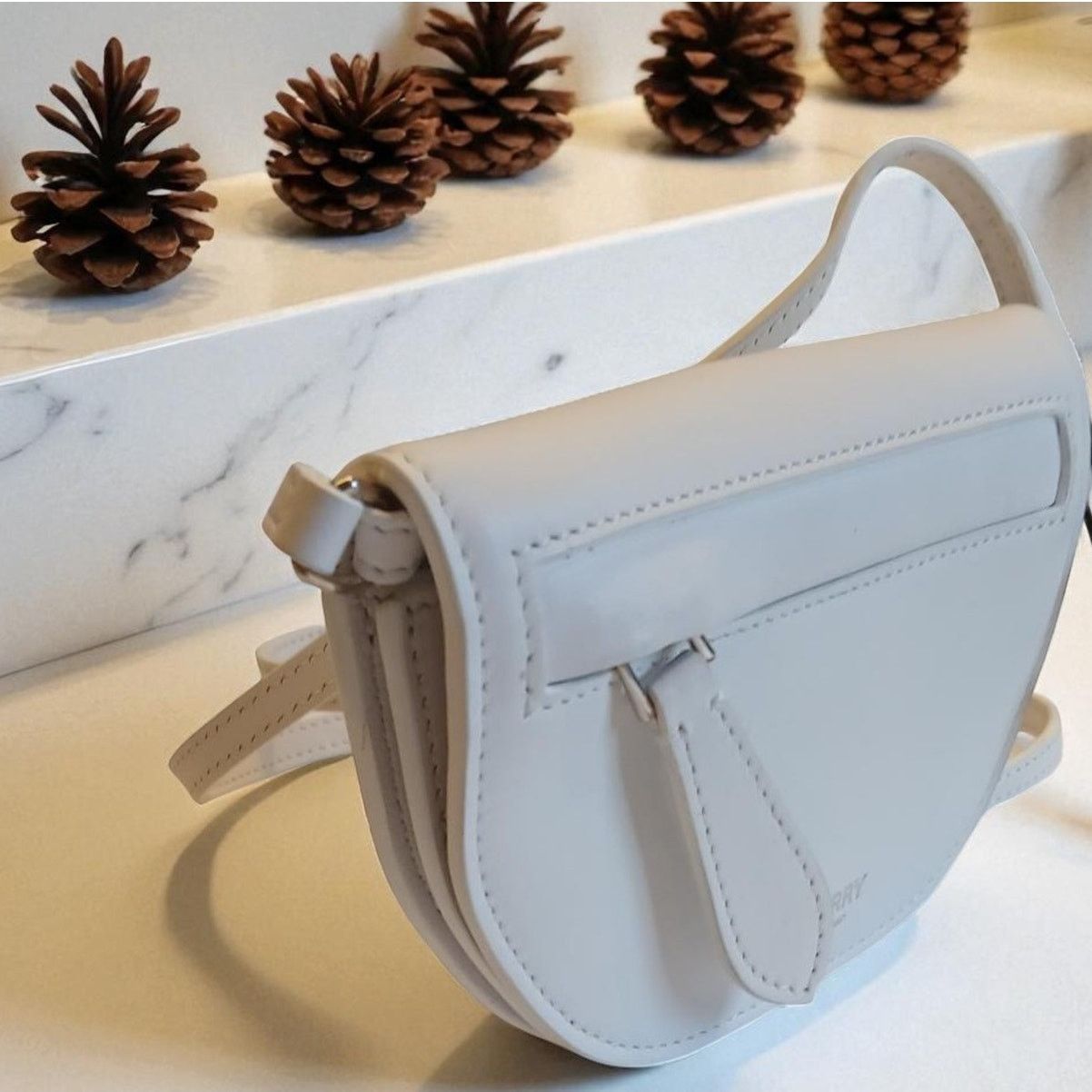 Burberry New - Burberry Olympia Micro Mini Leather Shoulder Bag White Size ONE SIZE - 8 Thumbnail