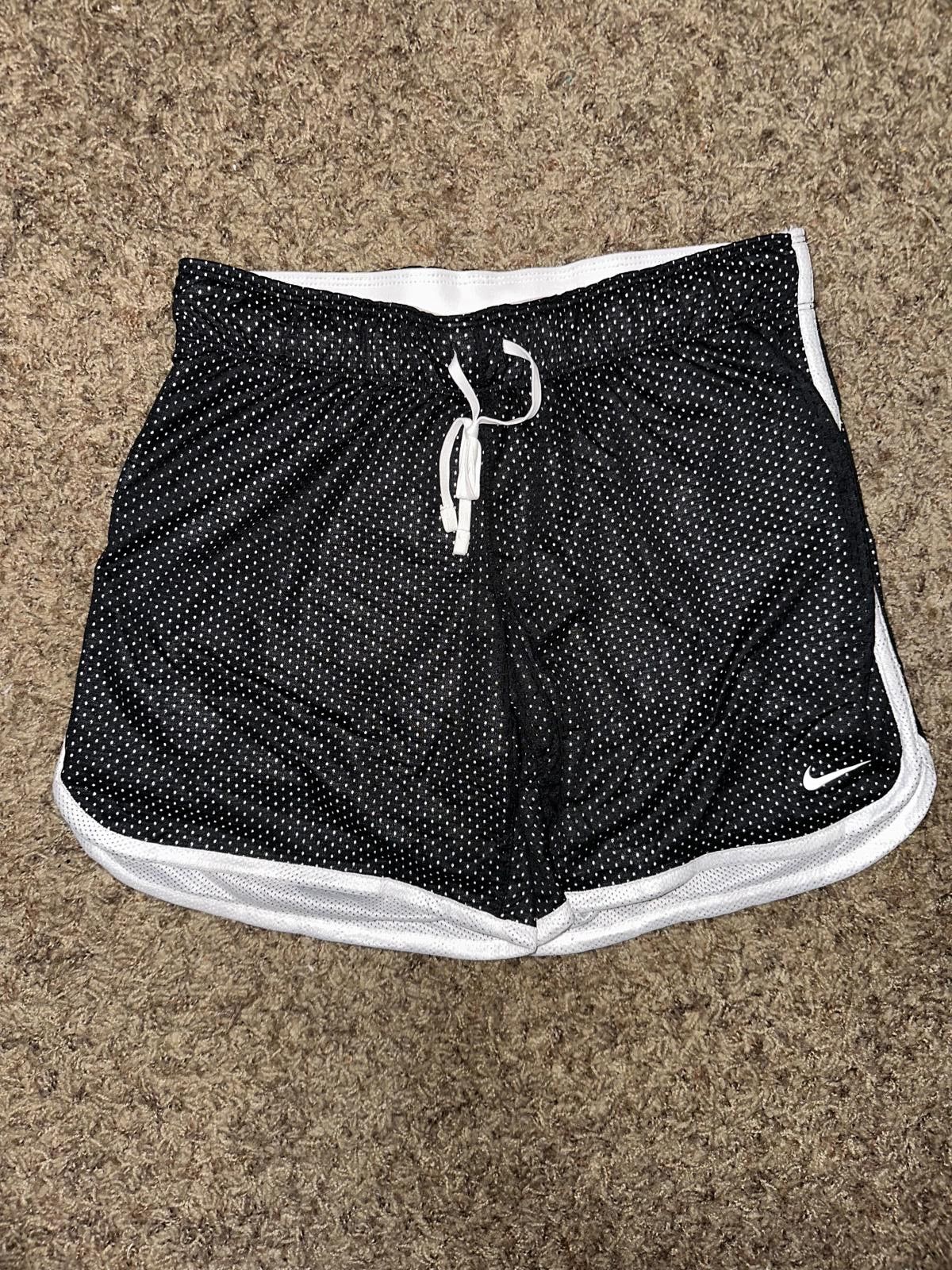 Nike Nike Women’s Dri-Fit Drill Mesh Training Shorts Size 28" / US 6 / IT 42 - 1 Thumbnail