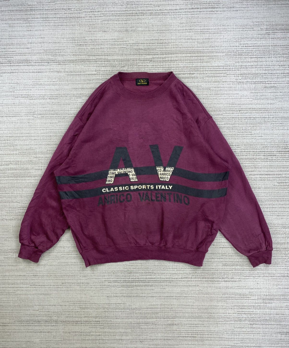 Valentino × Vintage Vintage Anrico Valentino Big Logo Sweatshirt Size US XL / EU 56 / 4 - 1 Thumbnail
