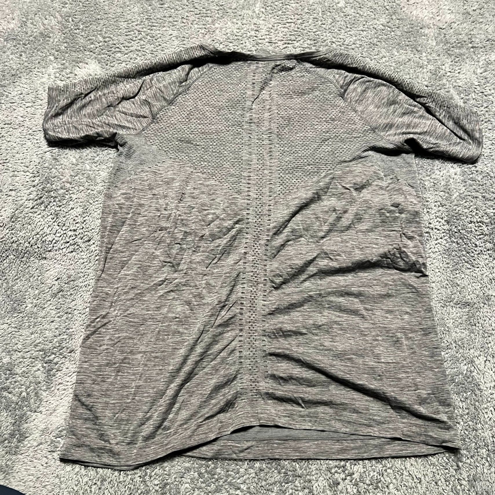Athleta Athleta Shirt Womens XL Breathable Workout Top Heathered Gray Foothill Size XL / US 12-14 / IT 48-50 - 3 Thumbnail
