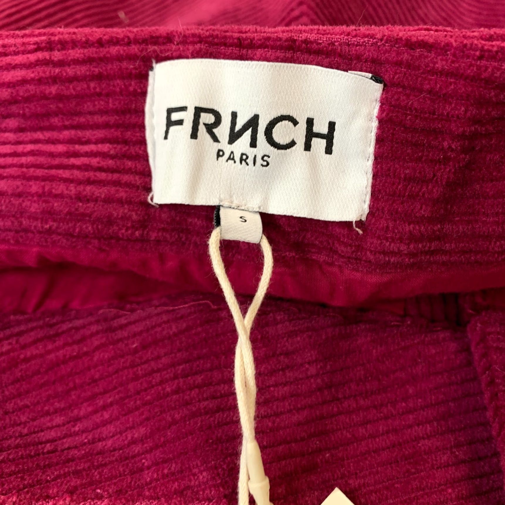 Vintage VINTAGE FRNCH Corduroy Skirt Women's Small Fuchsia Pink Knee-Length A-Line Button 90s Fashion Size 28" / US 6 / IT 42 - 5 Thumbnail