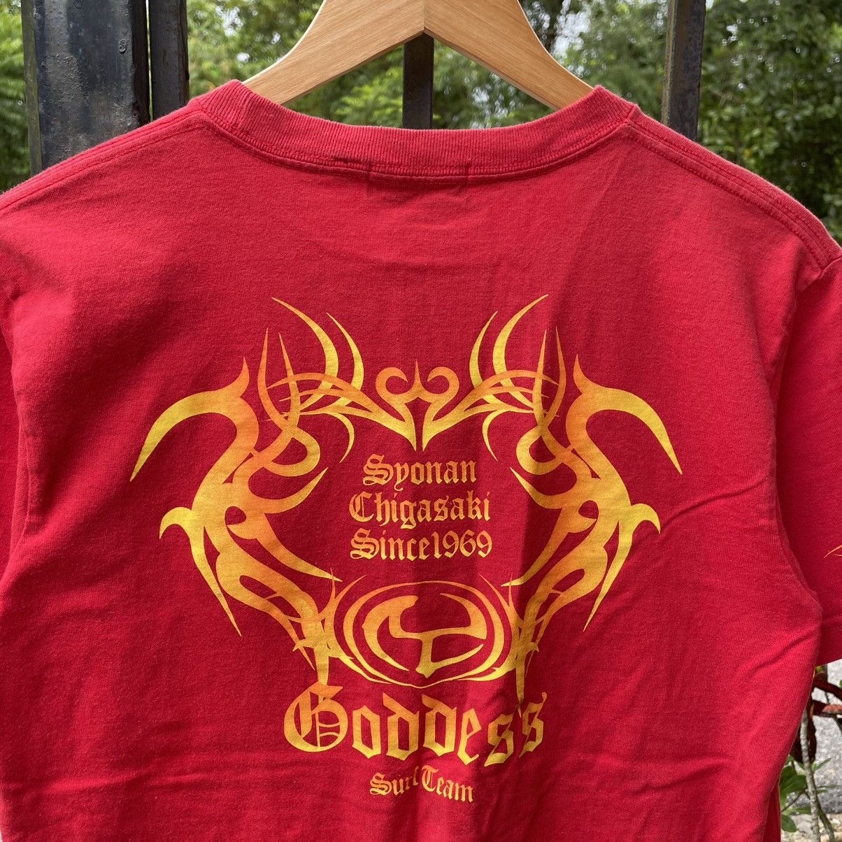 Vintage 🔥Vintage 00s Team Goddess Surf Team Surf Skate Wear Tee Size US M / EU 48-50 / 2 - 2 Thumbnail