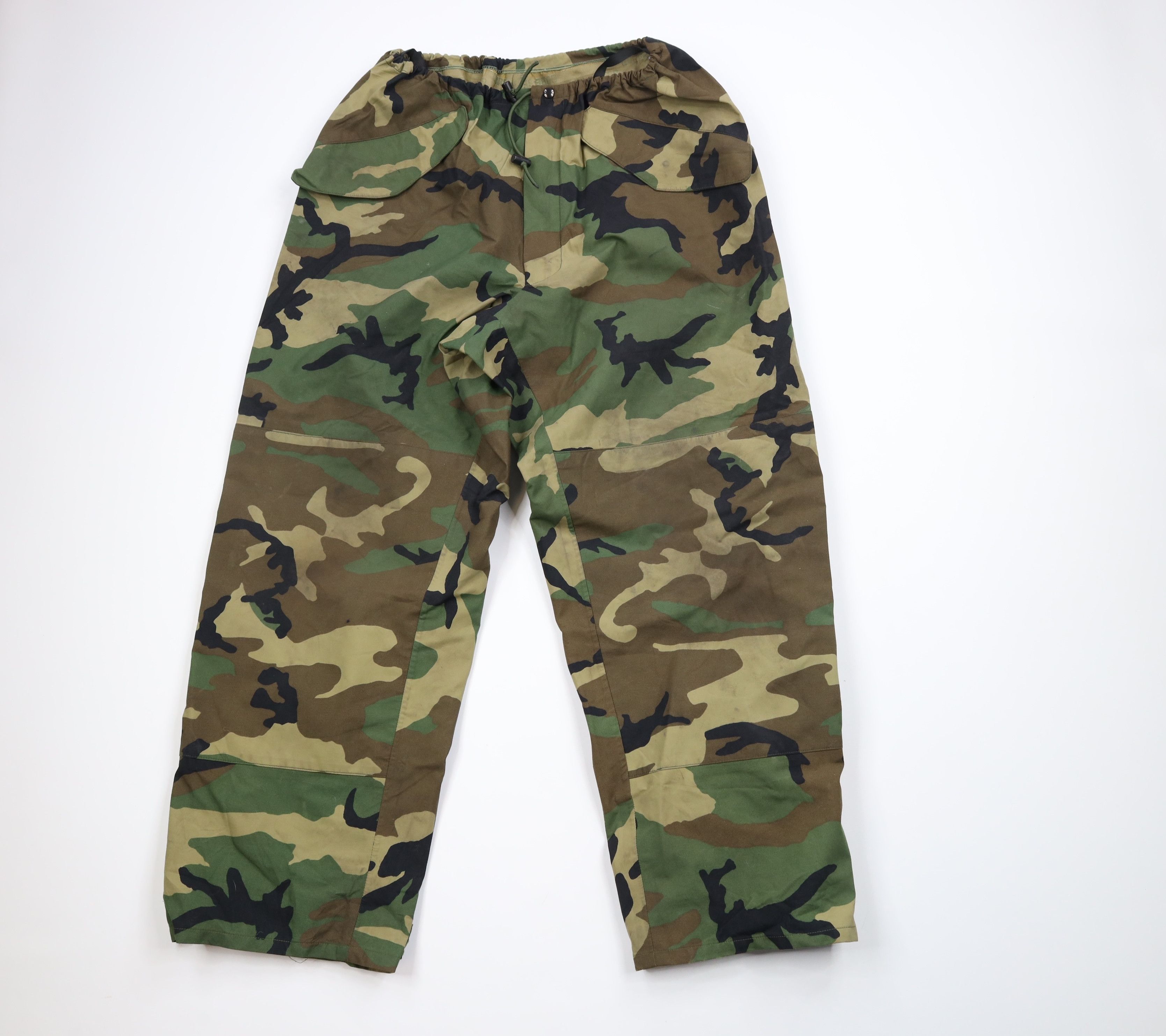 Image of Vintage 90's Streetwear Waterproof Camouflage Pants Usa, Men's (Size 36)