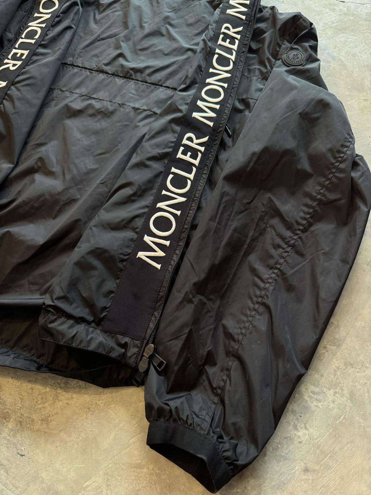 Moncler Moncler Massereau logo tape jacket Size US L / EU 52-54 / 3 - 4 Thumbnail