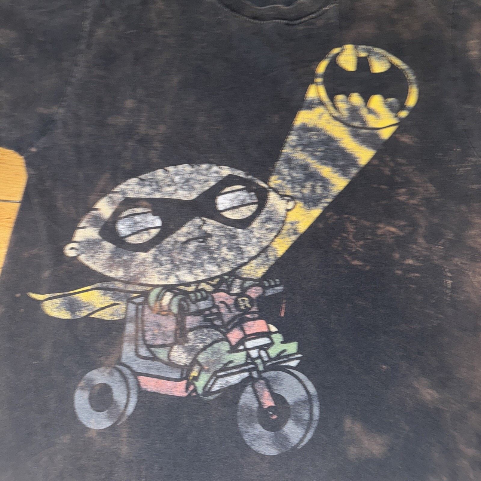 Band Tees × DC Comics Family Guy Stevie Griffin Batman T-Shirt 18x25 Black Medium Size US M / EU 48-50 / 2 - 2 Thumbnail