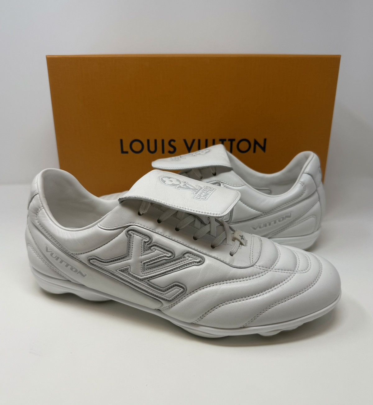 Louis Vuitton Louis Vuitton Footprint Soccer Sneaker White Size US 10.5 / EU 43-44 - 1 Thumbnail
