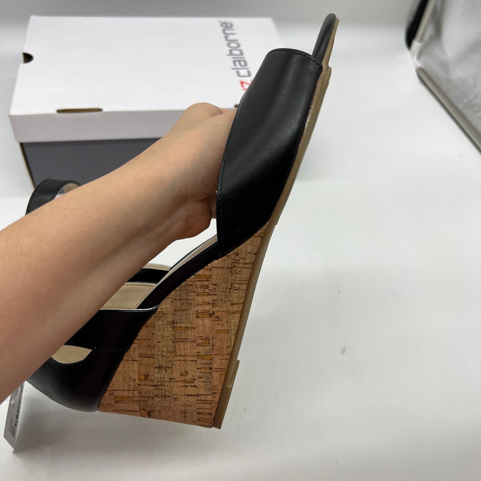 Other Liz Claiborne Womens Octavia Wedge Sandals Black Size 10M Size US 10 / IT 40 - 10 Thumbnail