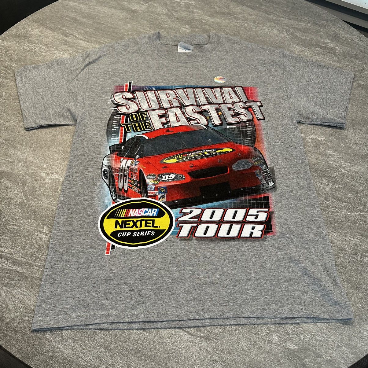 NASCAR × Vintage VTG NASCAR T Shirt 2005 Tour Survival Of Fastest Racing Size US M / EU 48-50 / 2 - 1 Thumbnail