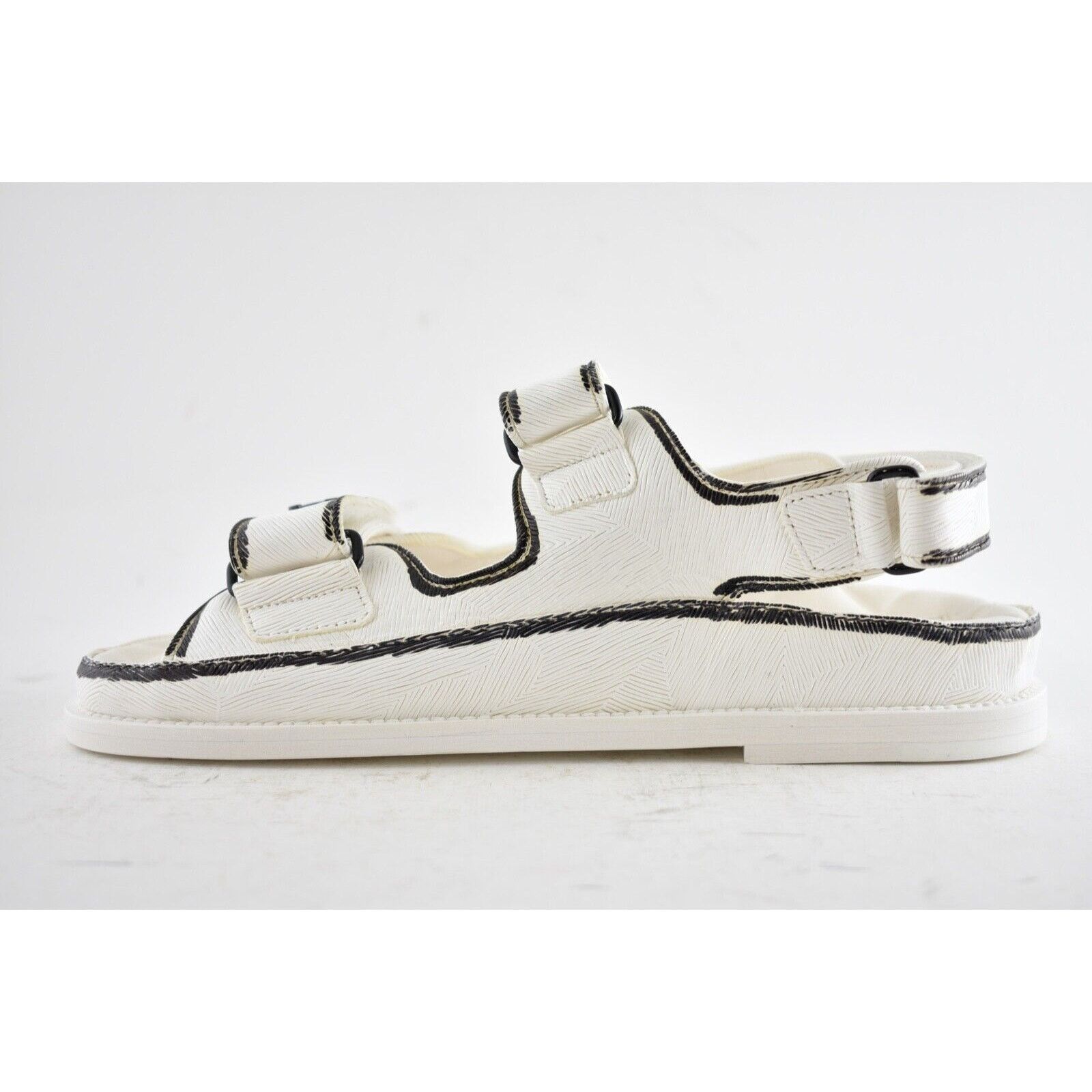 Chanel Chanel 22C White Black Graffiti CC Logo Mule Slide Strap Size US 11.5 / IT 41.5 - 9 Thumbnail