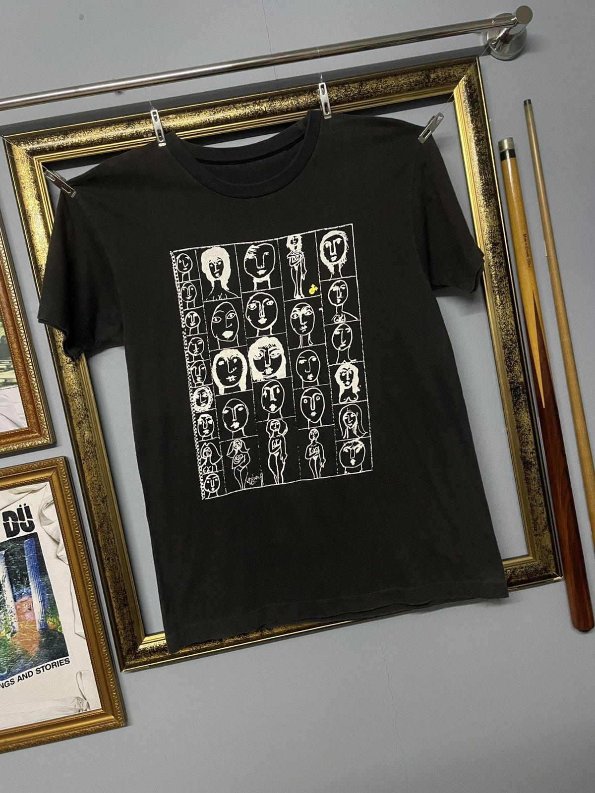Vintage Vintage 1990s Single Stitch Art Naked Sunfaded Trash Tee Size US S / EU 44-46 / 1 - 2 Thumbnail