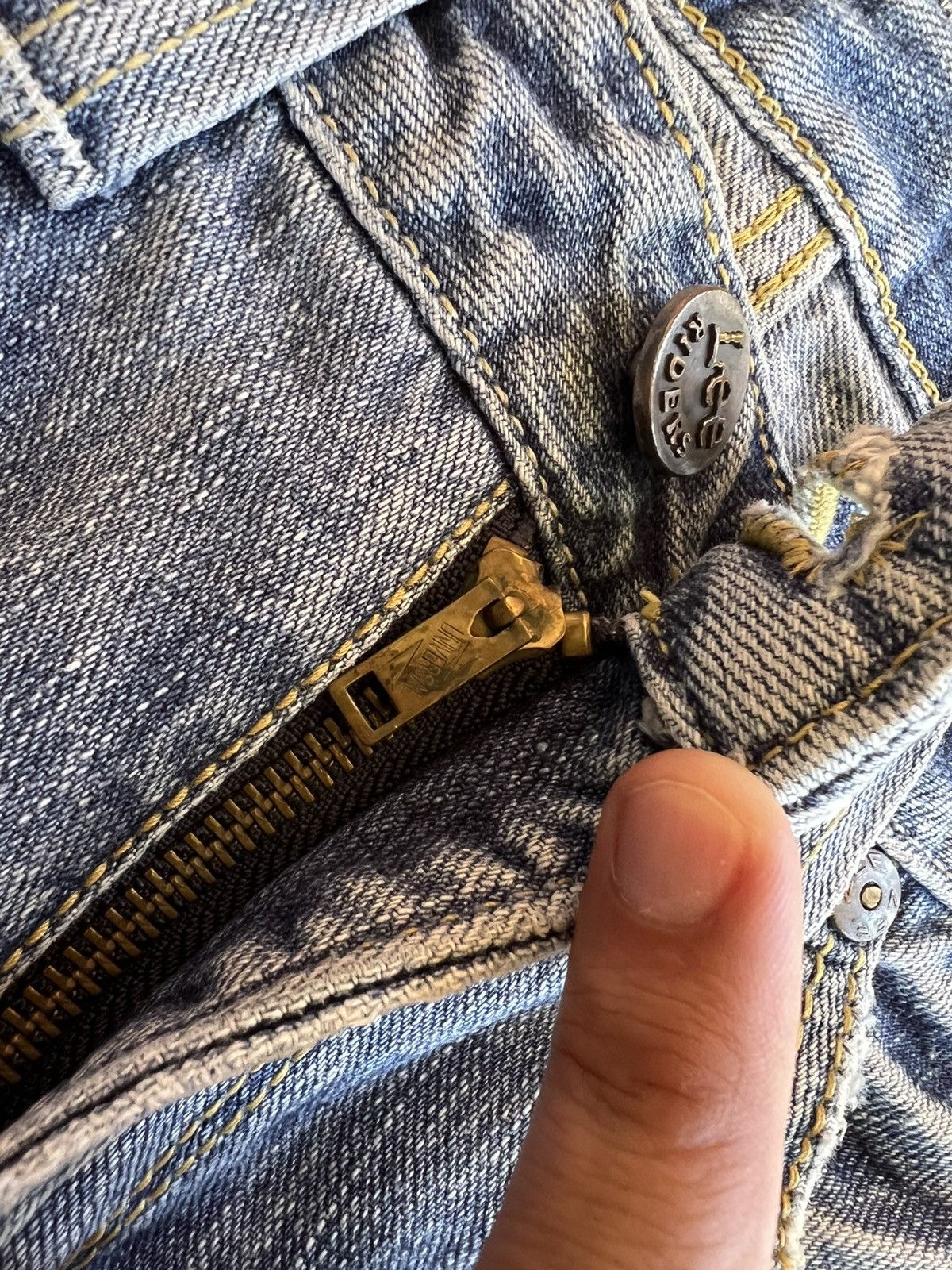Lee Vintage Lee Riders Distress Jean Size US 29 - 15 Thumbnail