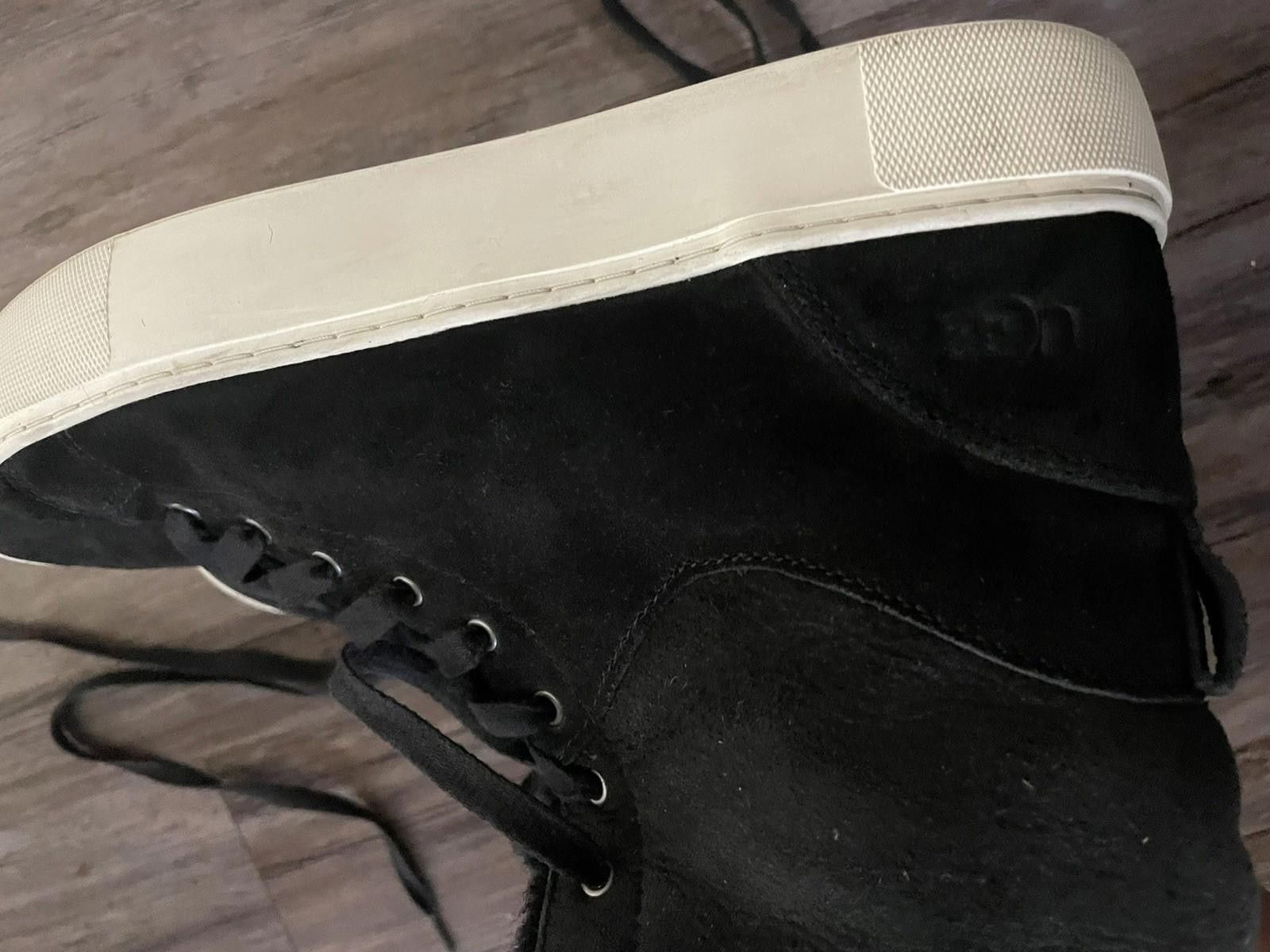 Ugg UGG BEVEN BLACK HIGH TOP ANKLE SUEDE SNEAKER US 10 Size US 10 / IT 40 - 2 Thumbnail