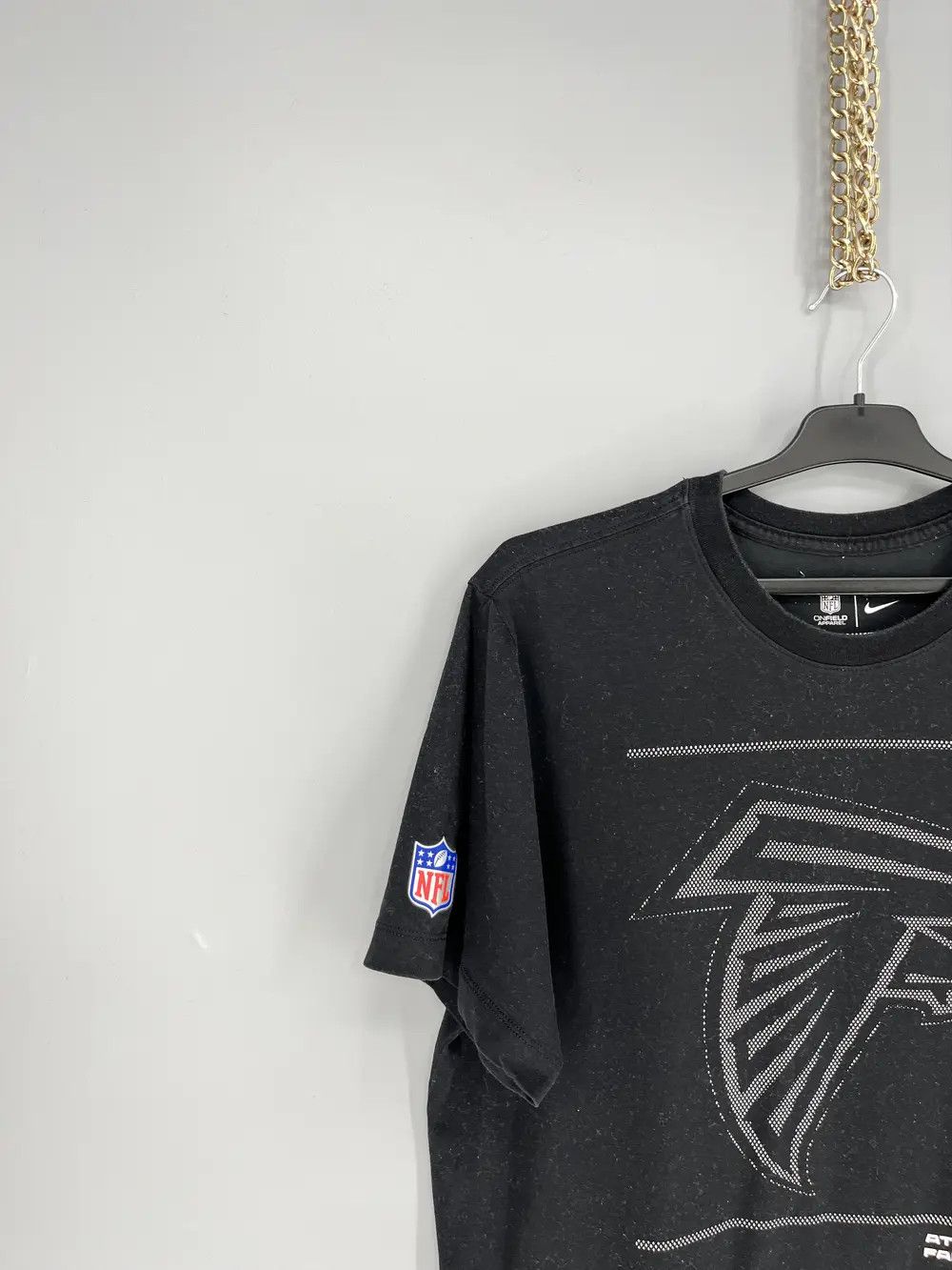 Vintage Nike Dri-FIT Sideline Team Issue (NFL Atlanta Falcons) Size US L / EU 52-54 / 3 - 6 Thumbnail