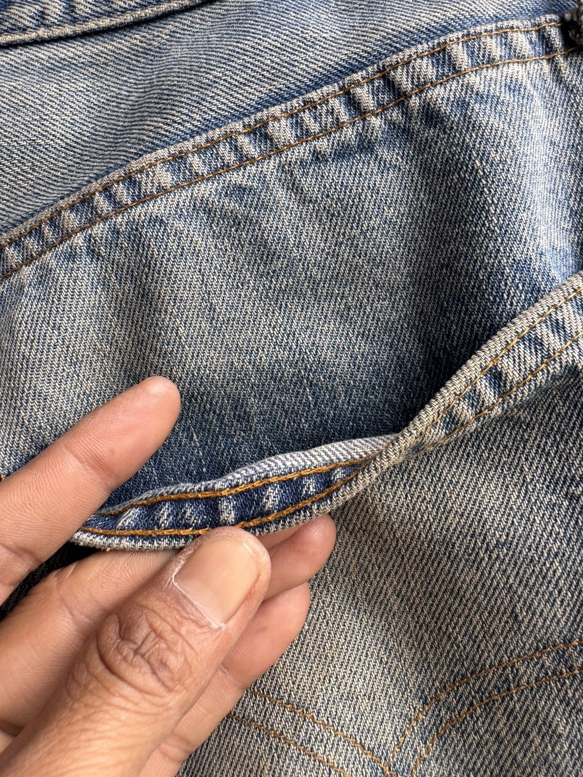 Levi's Vintage Distressed Levis 501 Selvedge Top button 6 Size US 36 / EU 52 - 21 Thumbnail